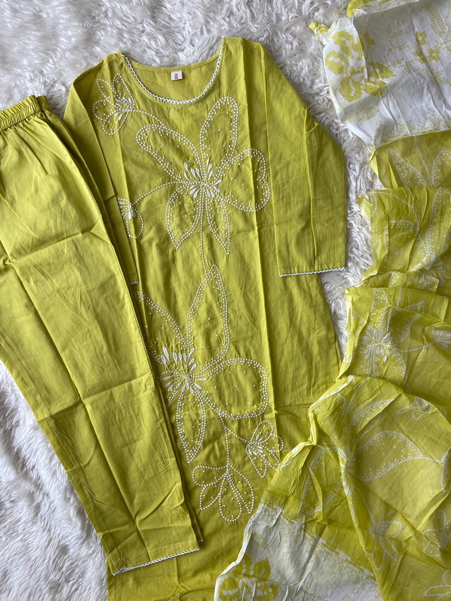 Hit selling 🛍️ Pure Cotton Kurti Pant Dupatta Set