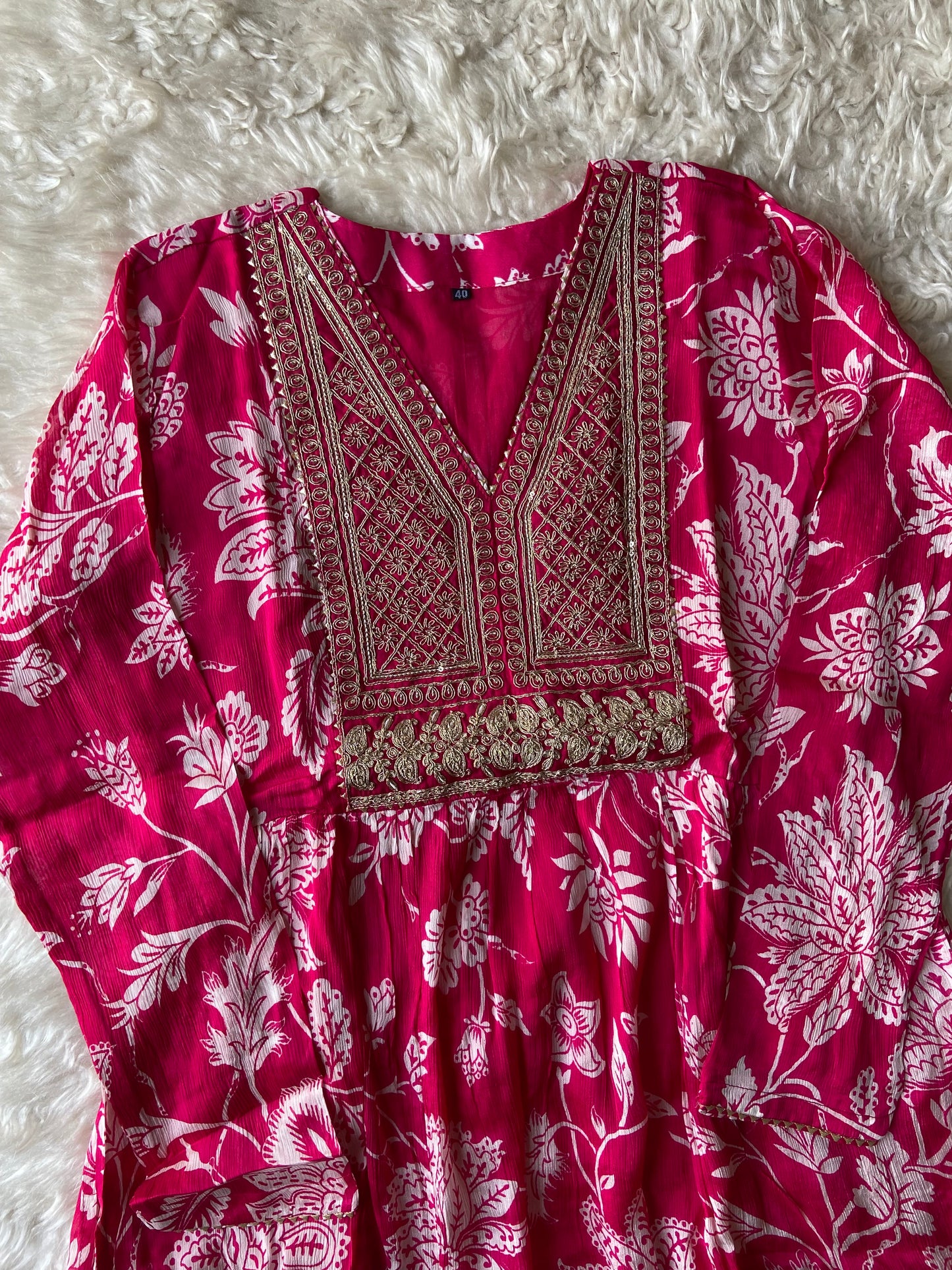 Chinon Kurti Pant Dupatta Set