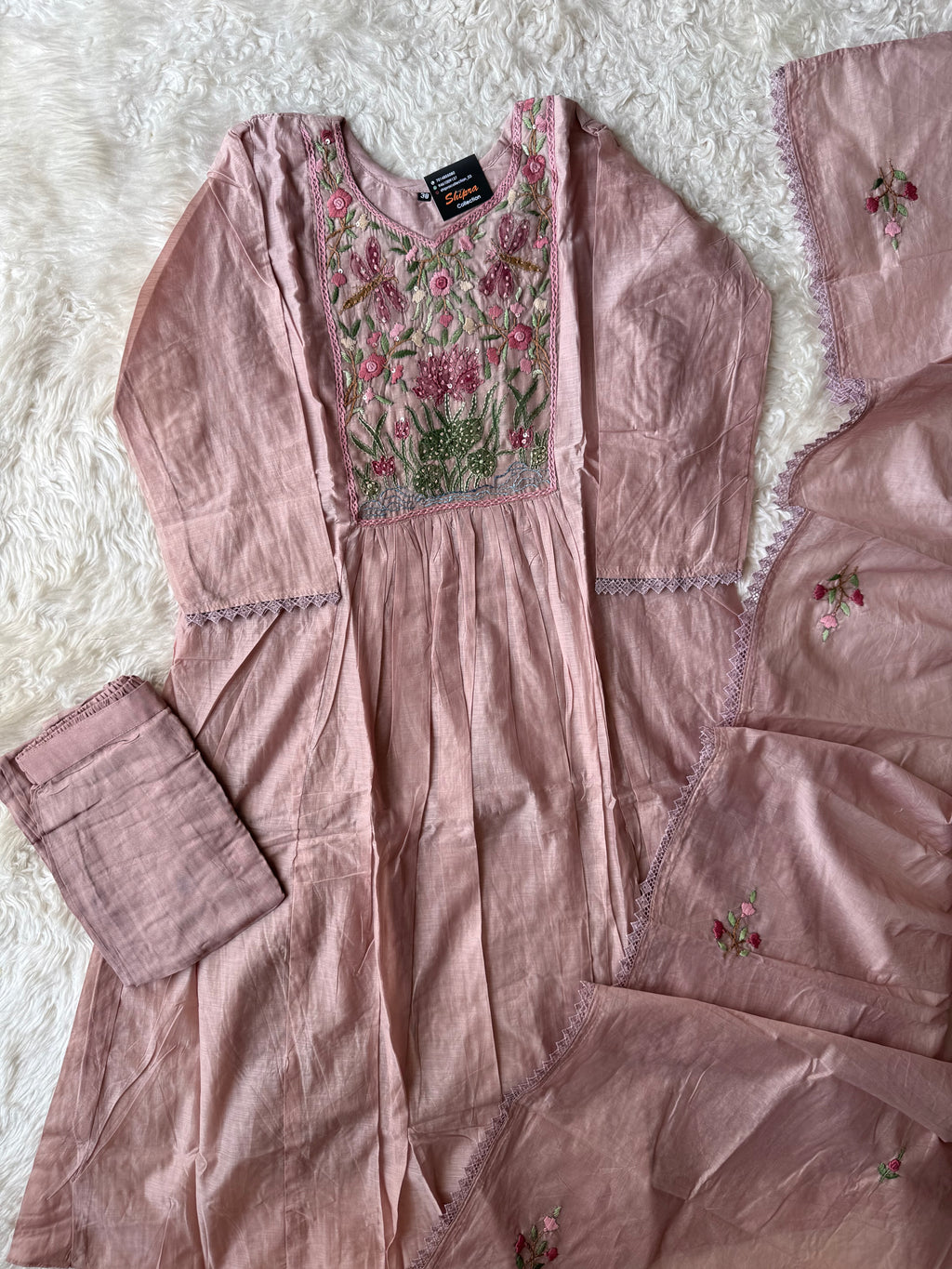 Mul Chanderi Kurti Pant Dupatta Set