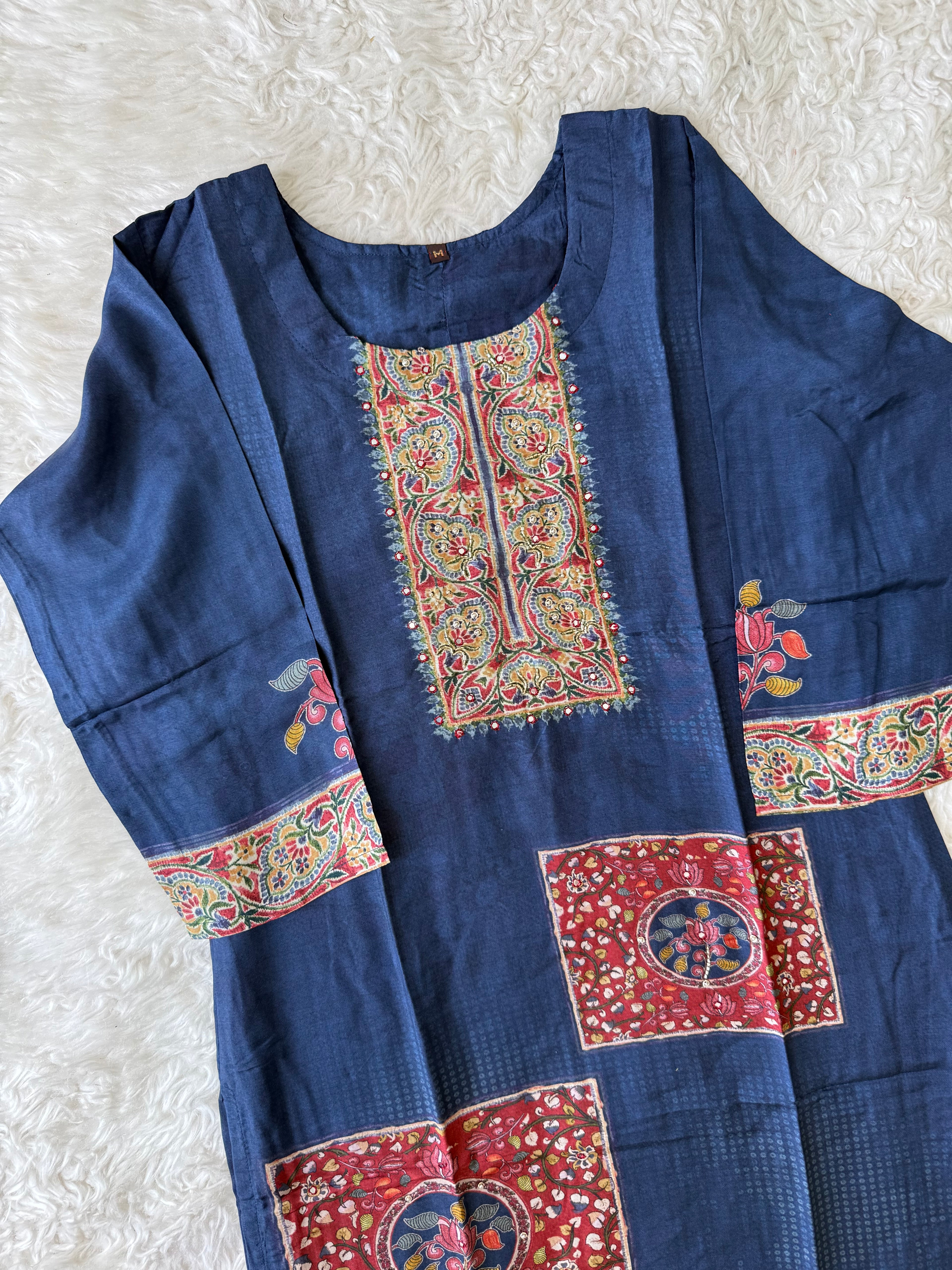 Premium Muslin Silk Kurti Pant Dupatta Set
