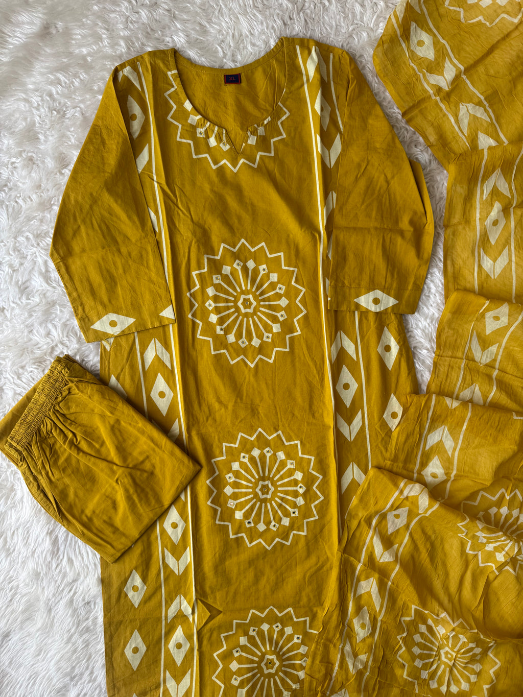 Budget Friendly Kurti Pant Dupatta Set