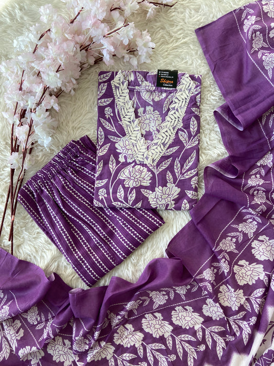 Lace Details Kurti Pant Dupatta Set