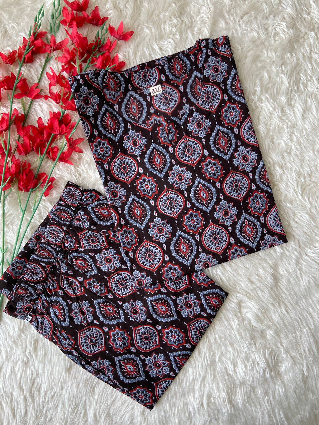 “Plus Size” Lounge Wear