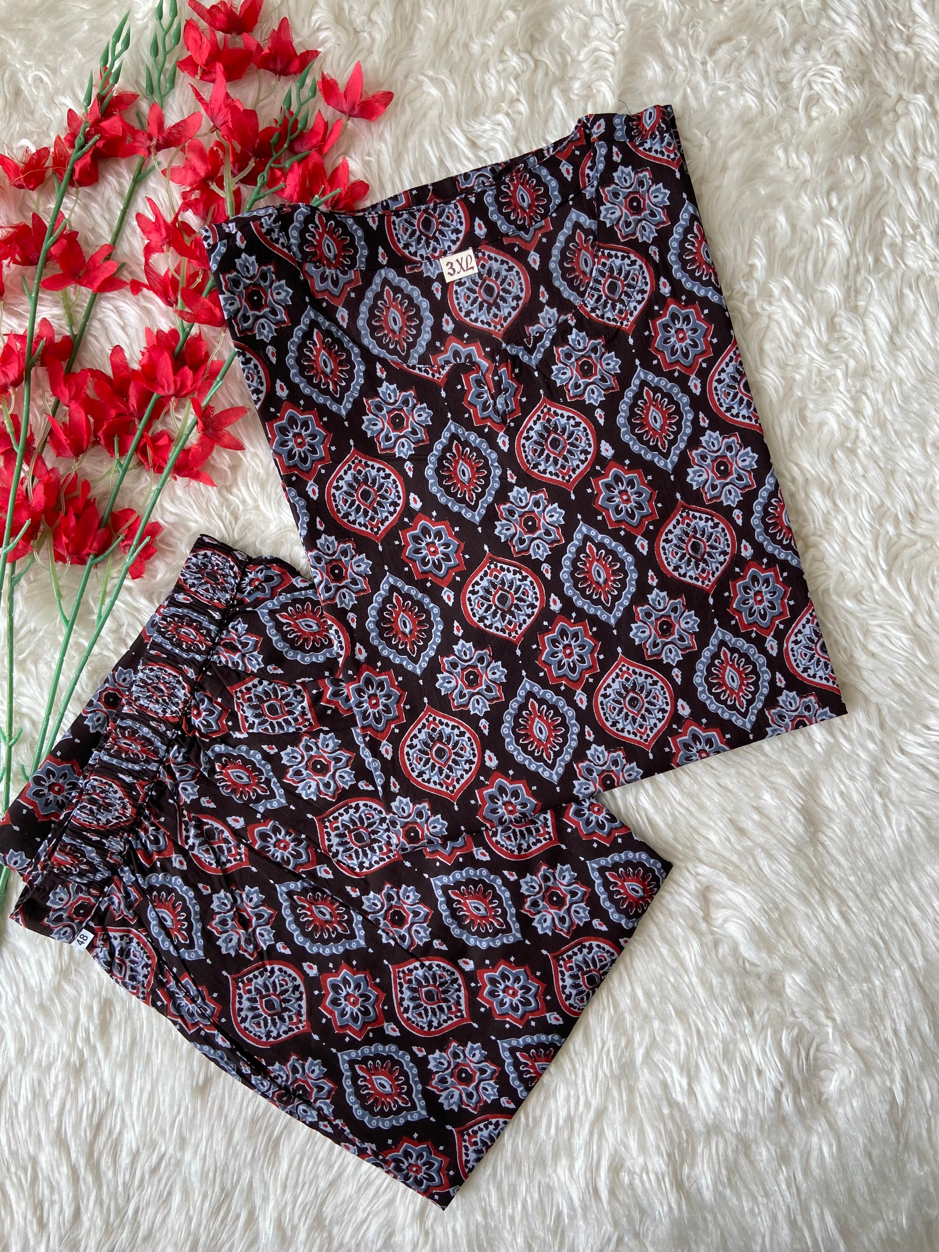 “Plus Size” Lounge Wear