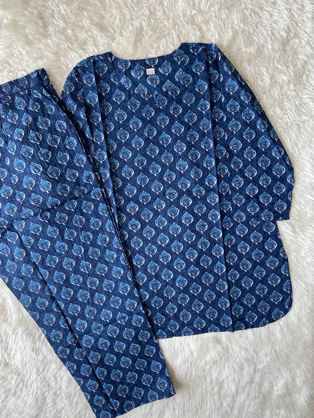 “Plus Size” Lounge Wear