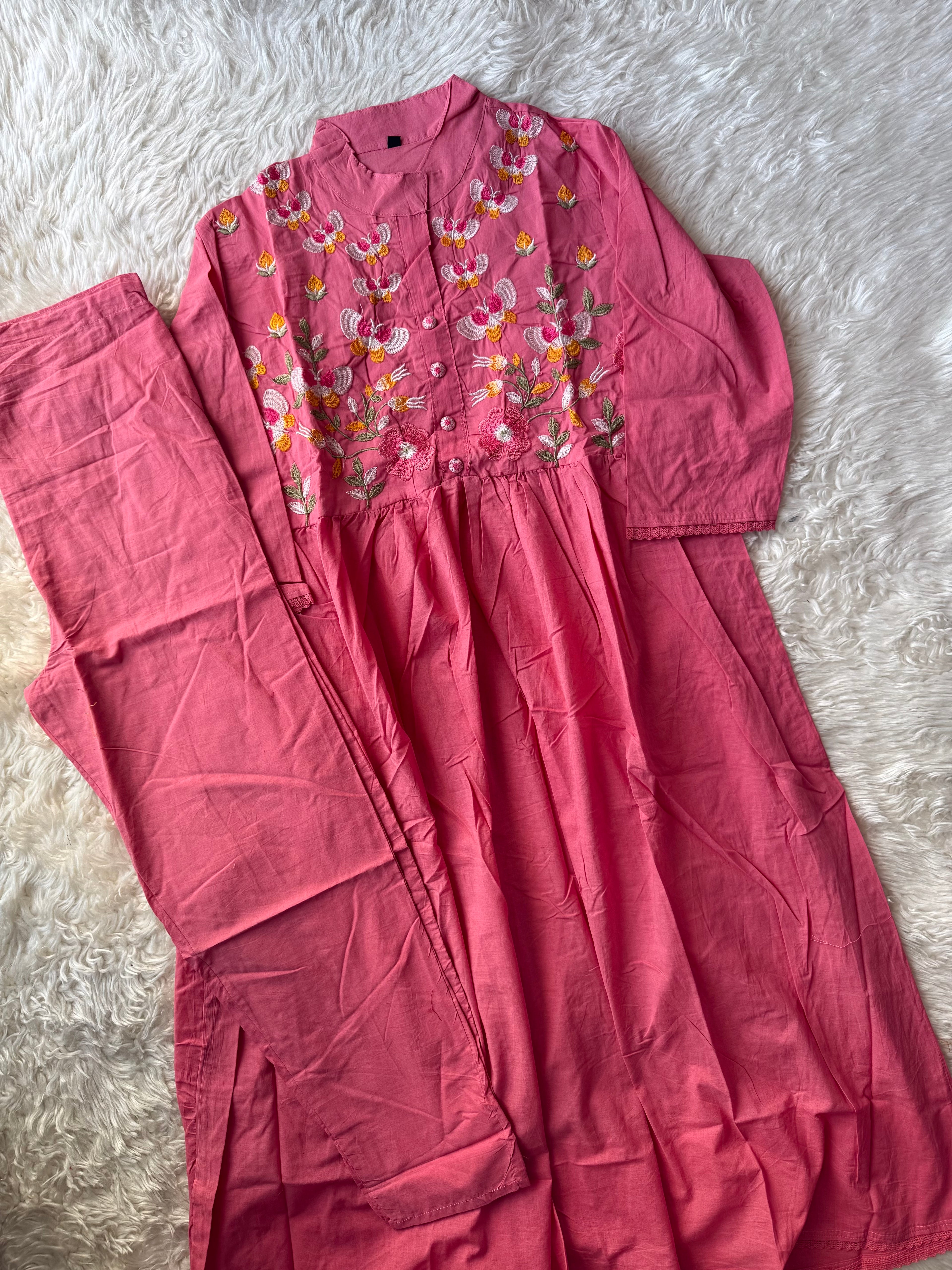 Cotton Thread Work Kurti Pant Set