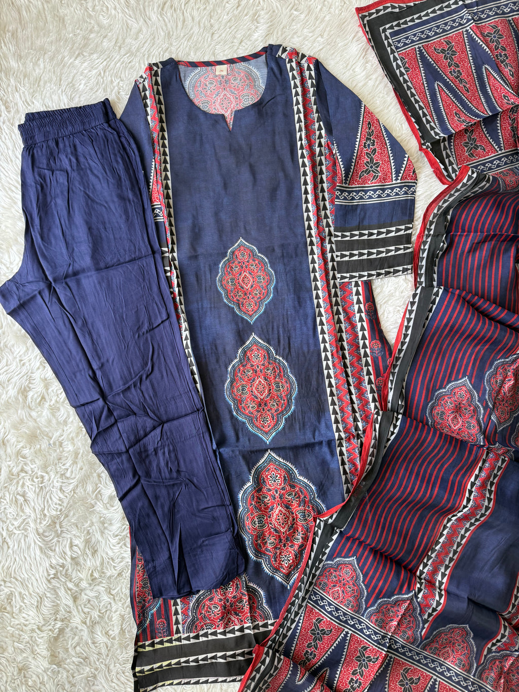 Pure Muslin Silk Kurti Pant Dupatta Set