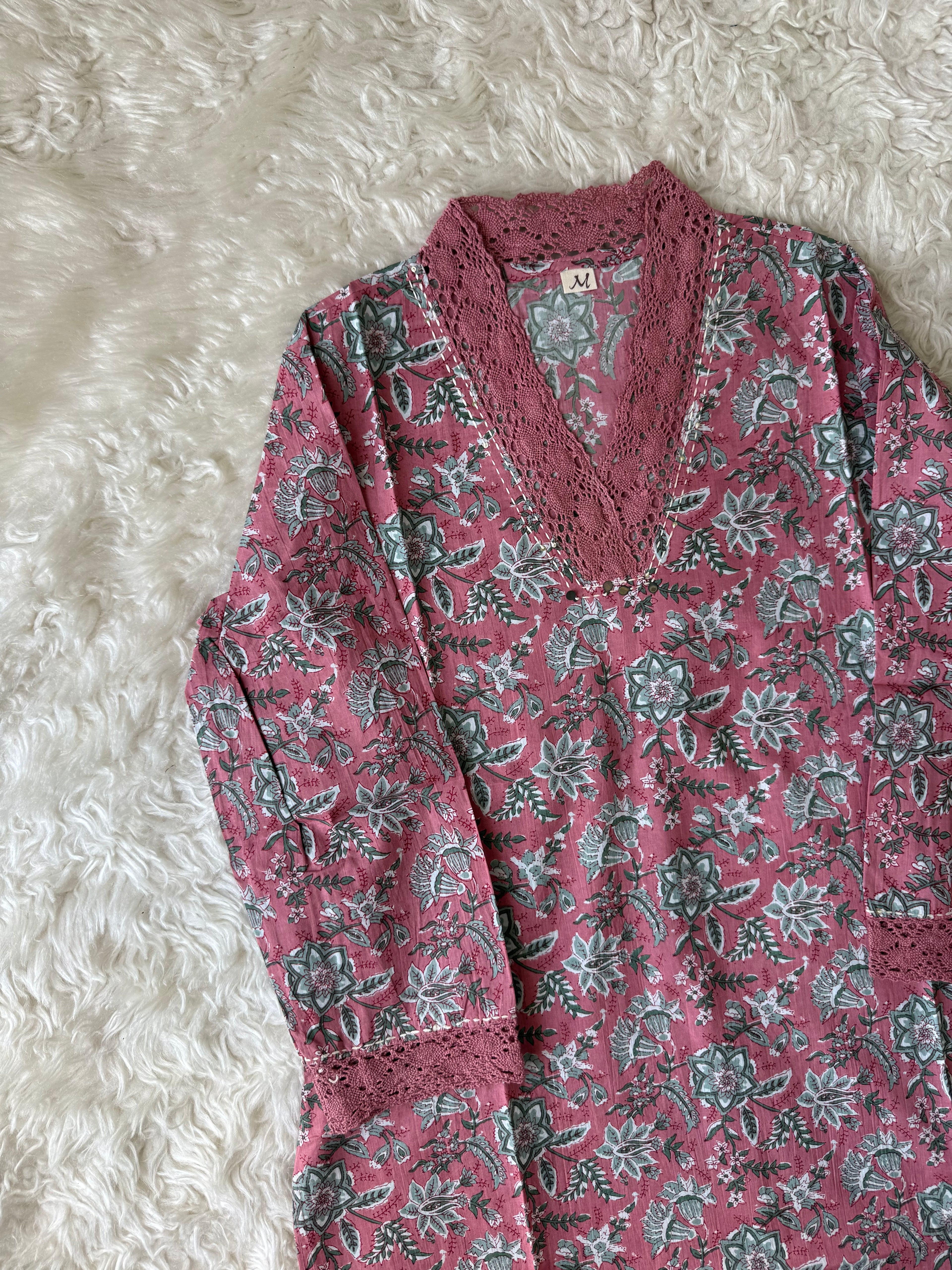 V-Neck Lace Details Kurti