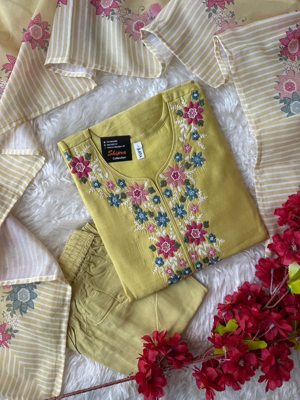Mul Chanderi Kurti Pant Dupatta Set