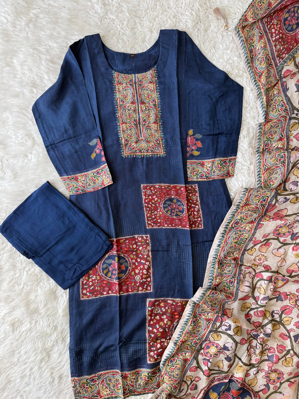 Premium Muslin Silk Kurti Pant Dupatta Set