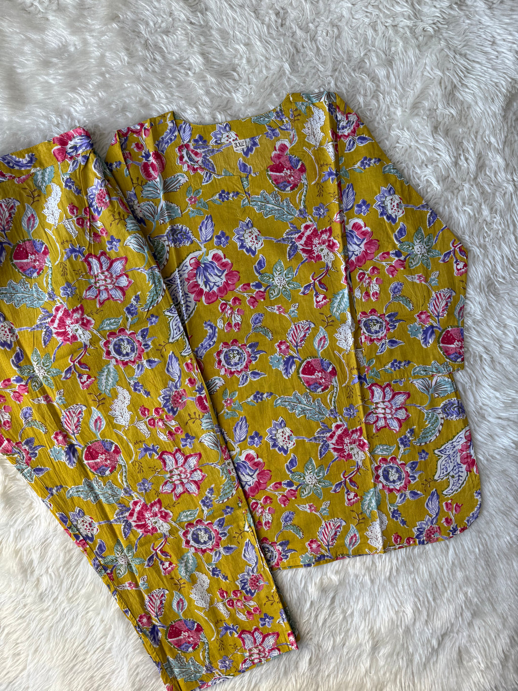 “Plus Size” Lounge Wear