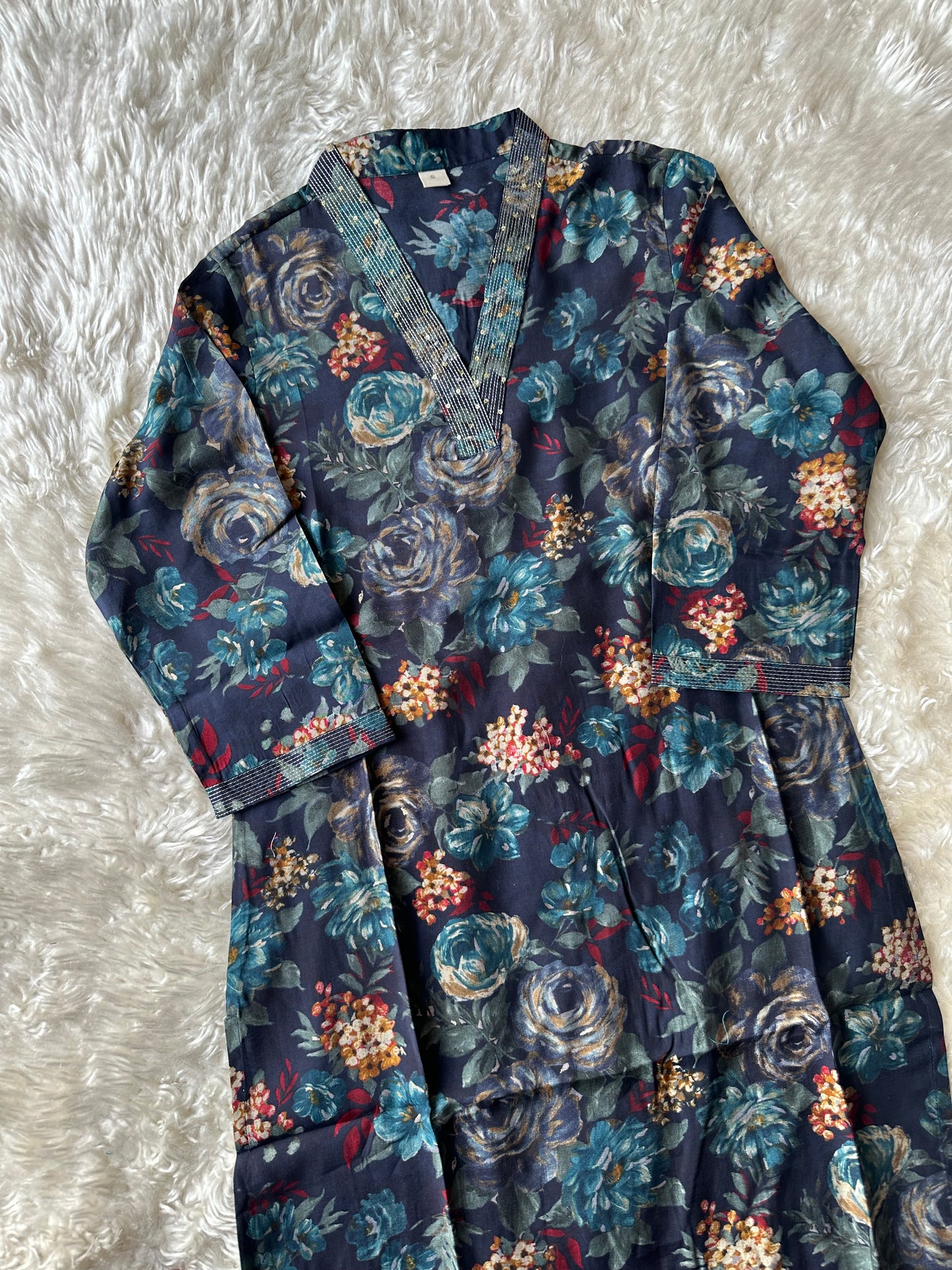 Pure Muslin Silk V-Neck kurti