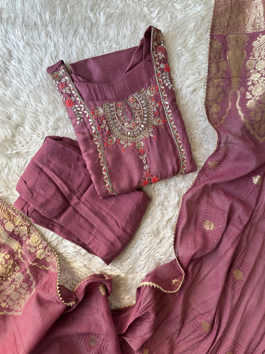 Steal Deal 🚨 Pure Silk Kurti Pant Dupatta Set
