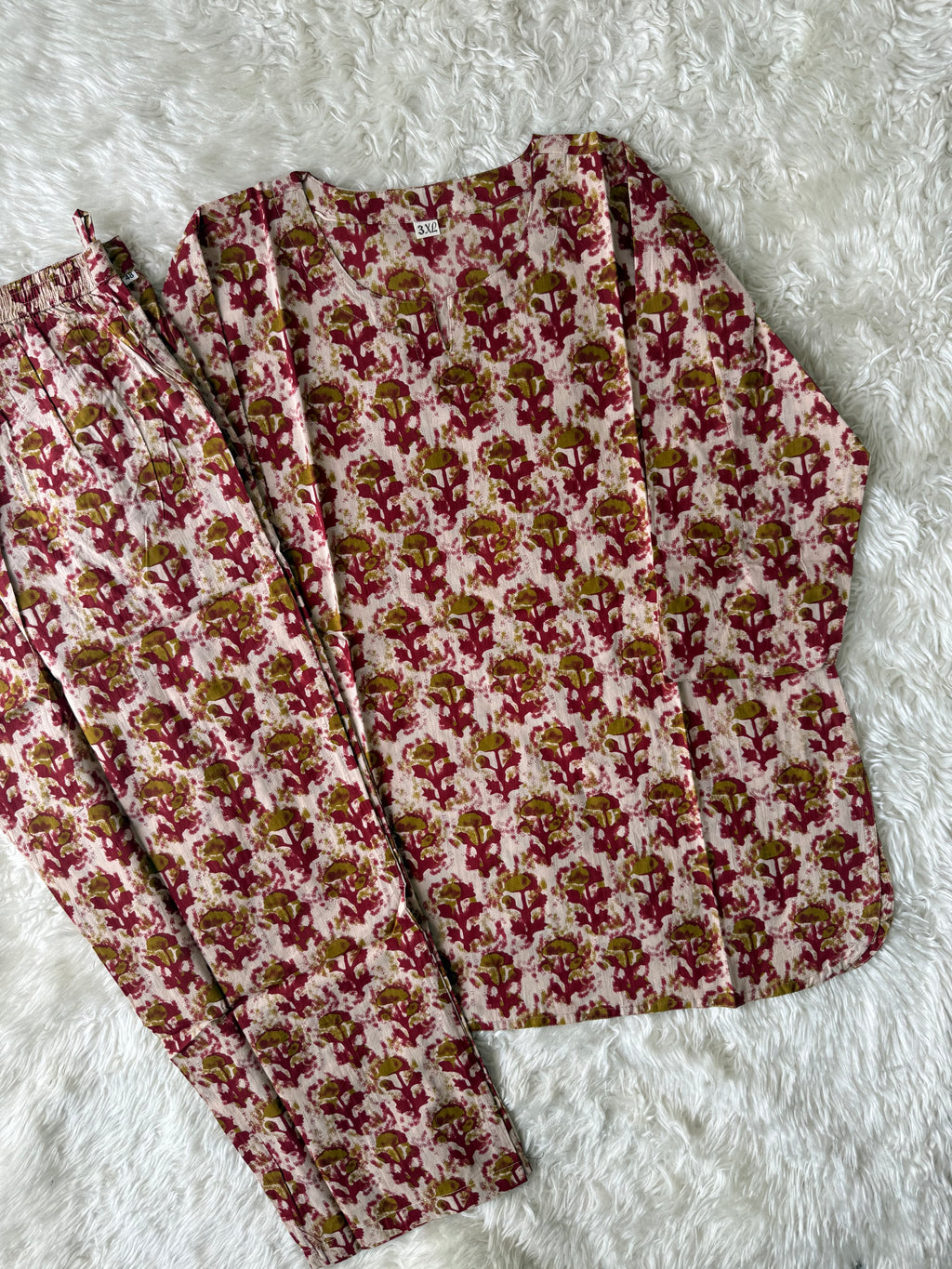 “Plus Size” Lounge Wear