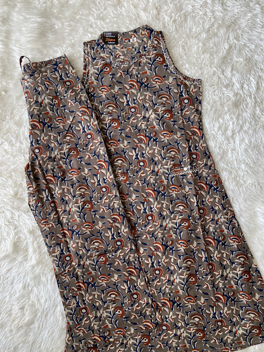Pure Cotton Sleeveless Kurti Pant Set