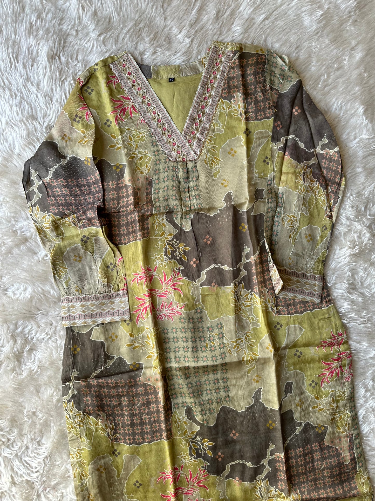 Chinon Kurti Afghani Pant Dupatta Set
