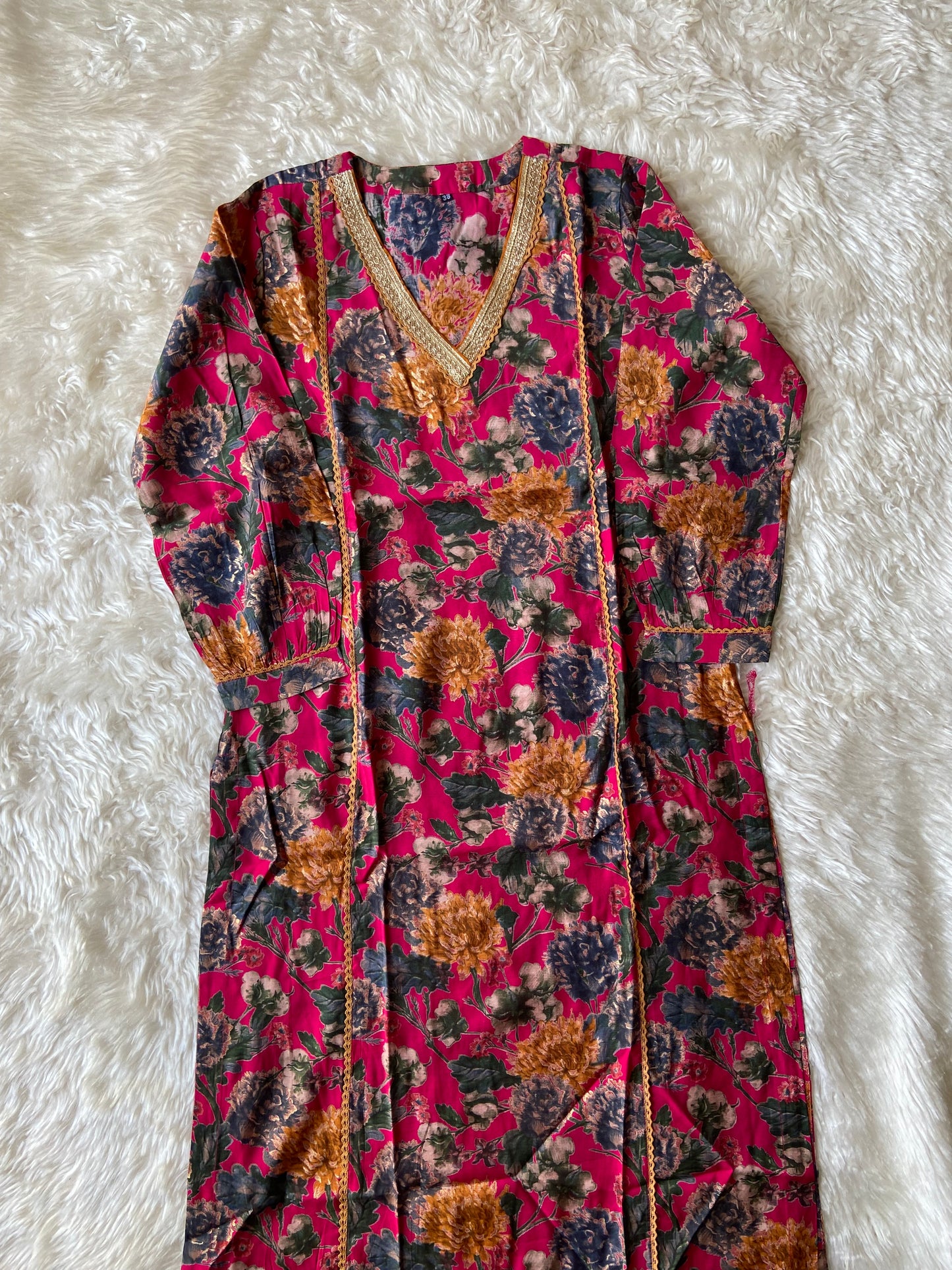 Pure Muslin Silk V-Neck kurti