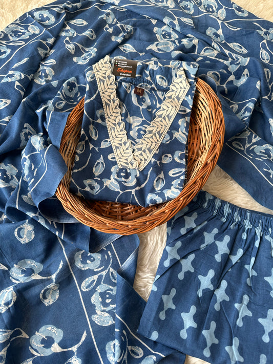 Lace Details Kurti Pant Dupatta Set