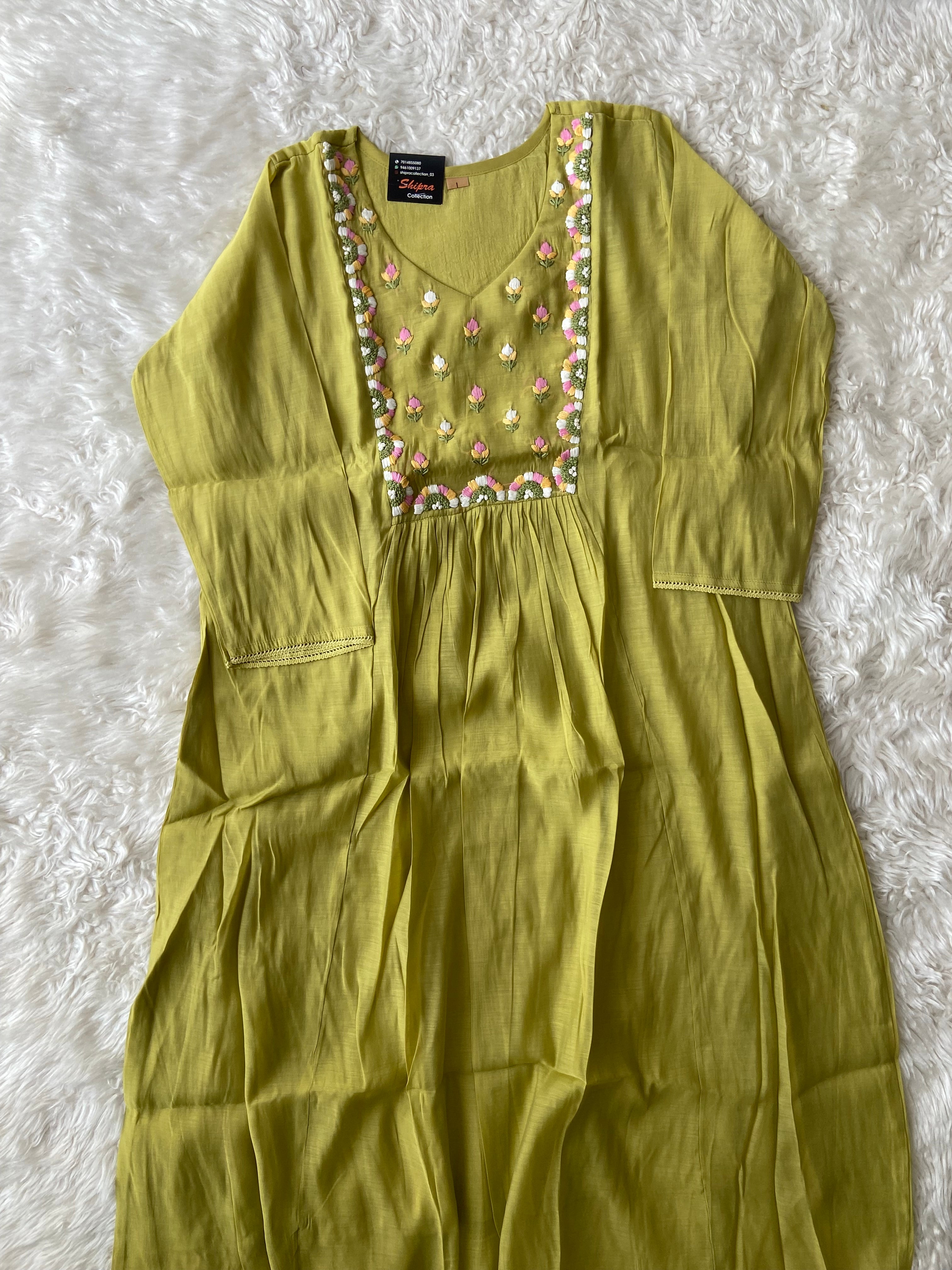 Mul Chanderi Kurti Pant Dupatta Set