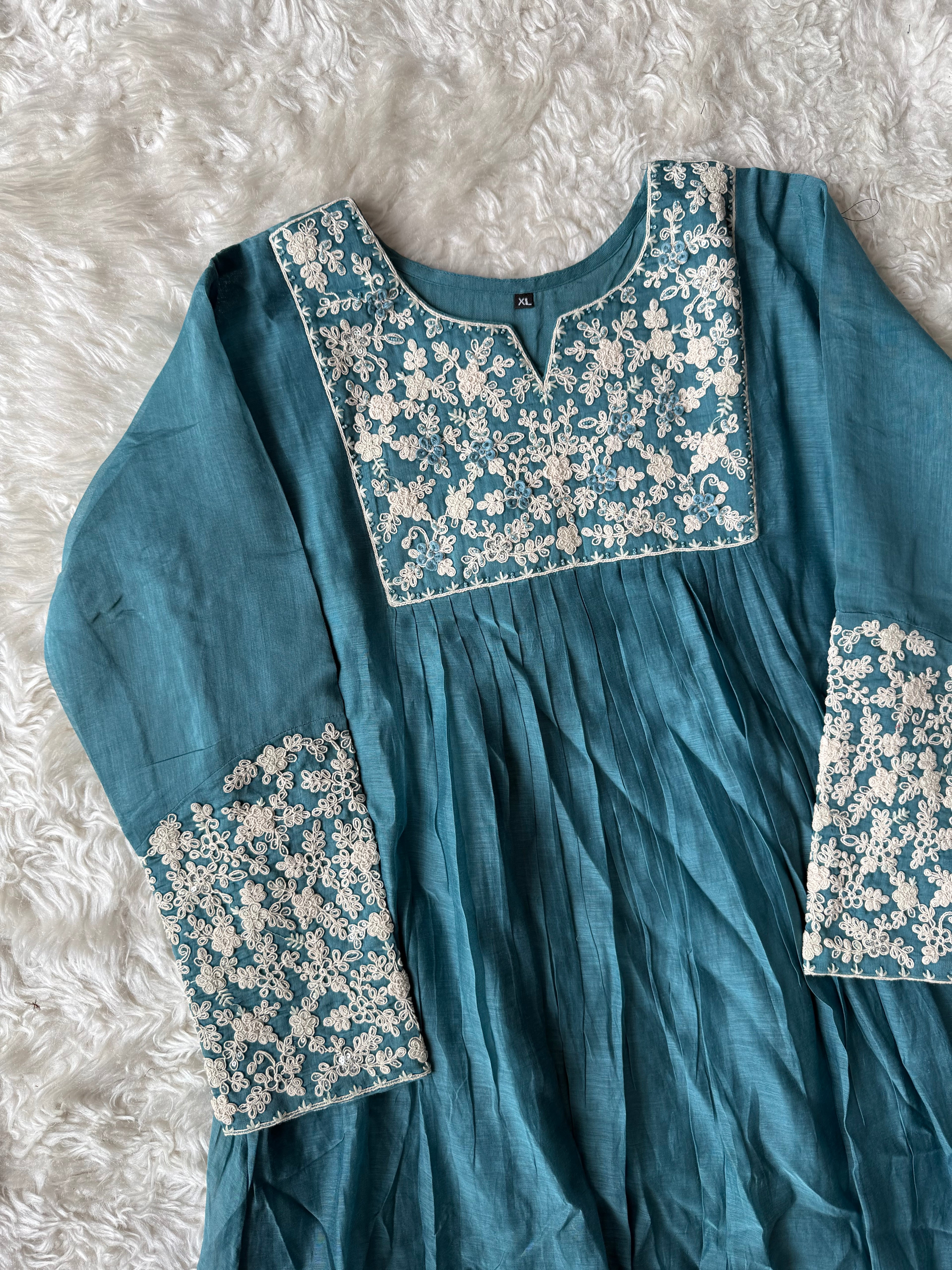 Pure Mul Chanderi Kurti Pant Dupatta Set