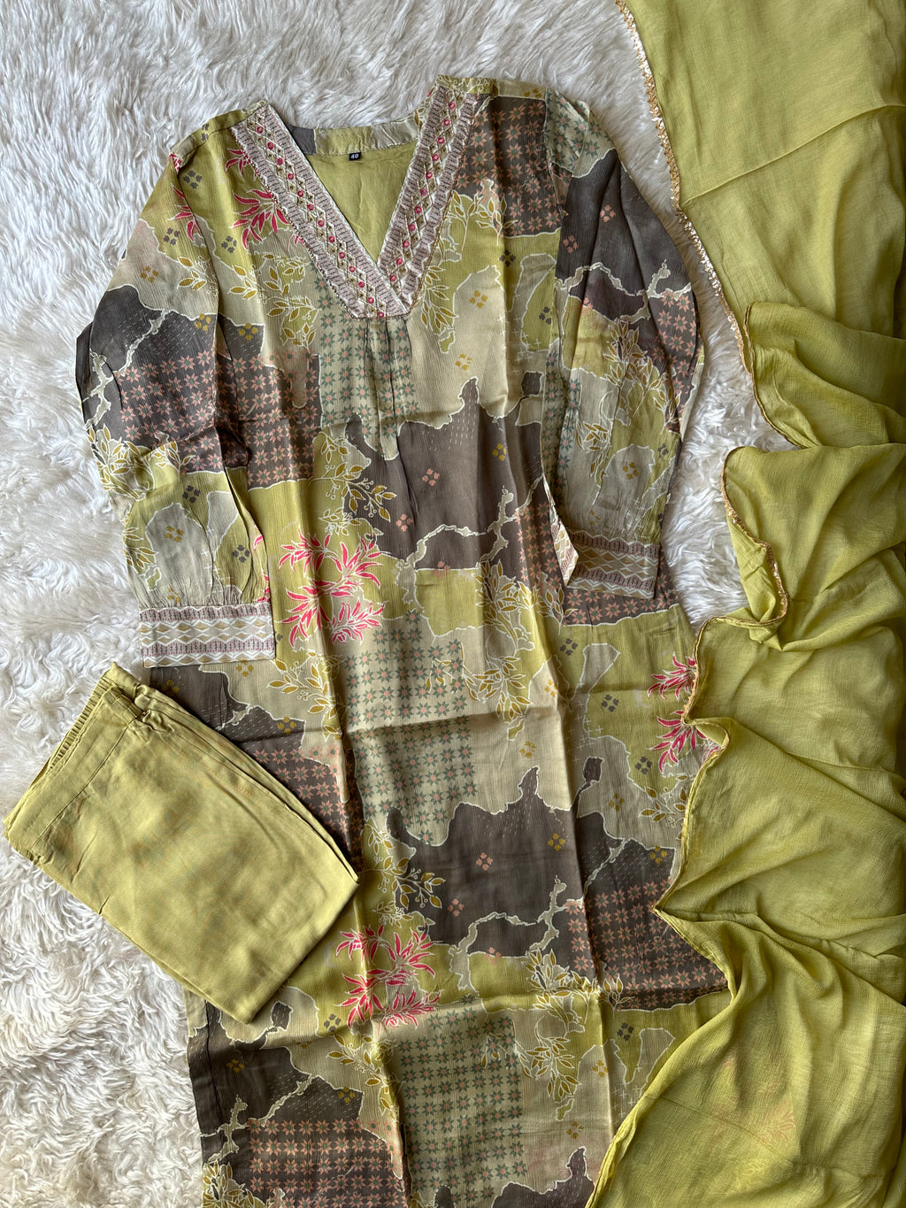 Chinon Kurti Afghani Pant Dupatta Set