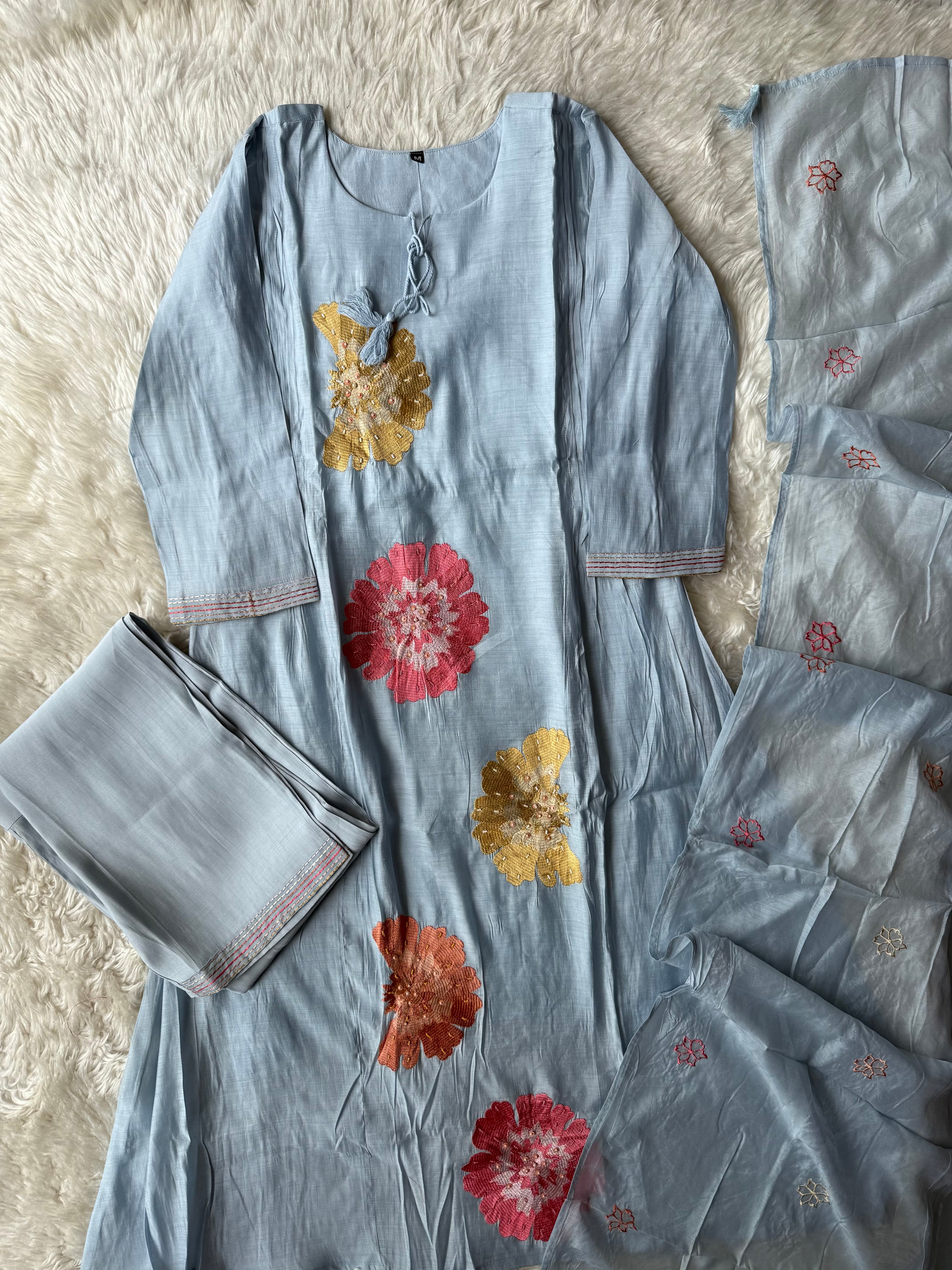 Mul Chanderi Kurti Pant Dupatta Set