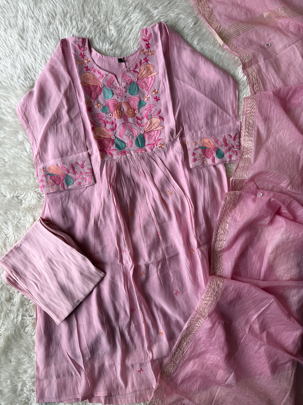 Mul Chanderi Kurti Pant Dupatta Set