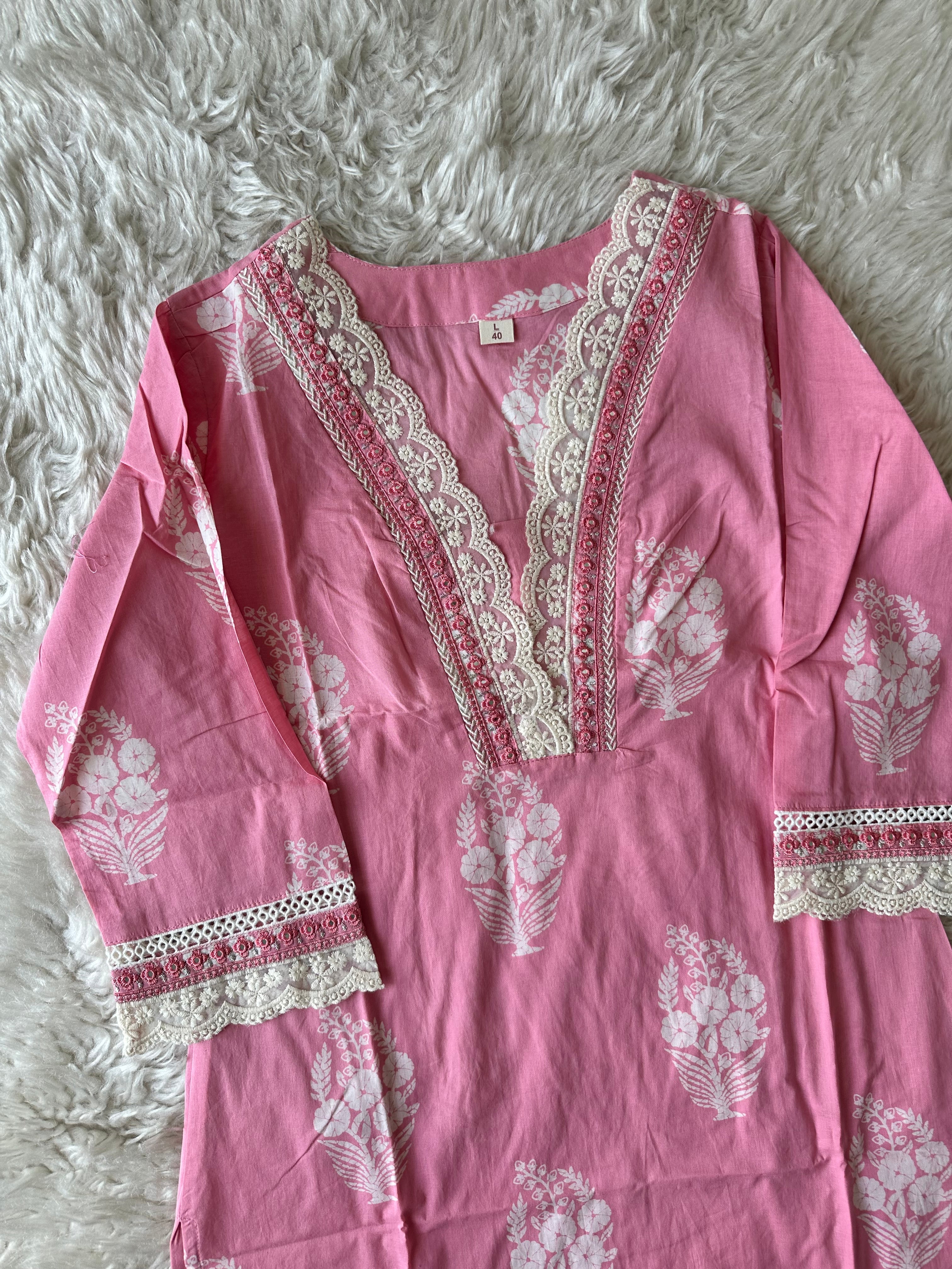 Mul Cotton Lace Details Set