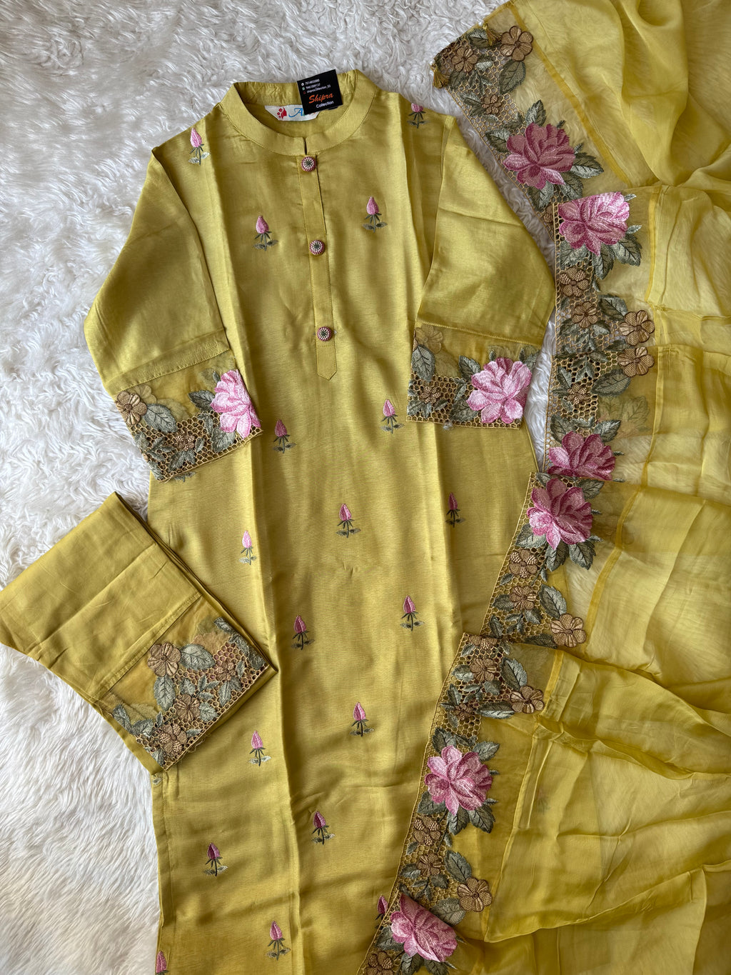 Dola Silk Kurti Pant Dupatta Set