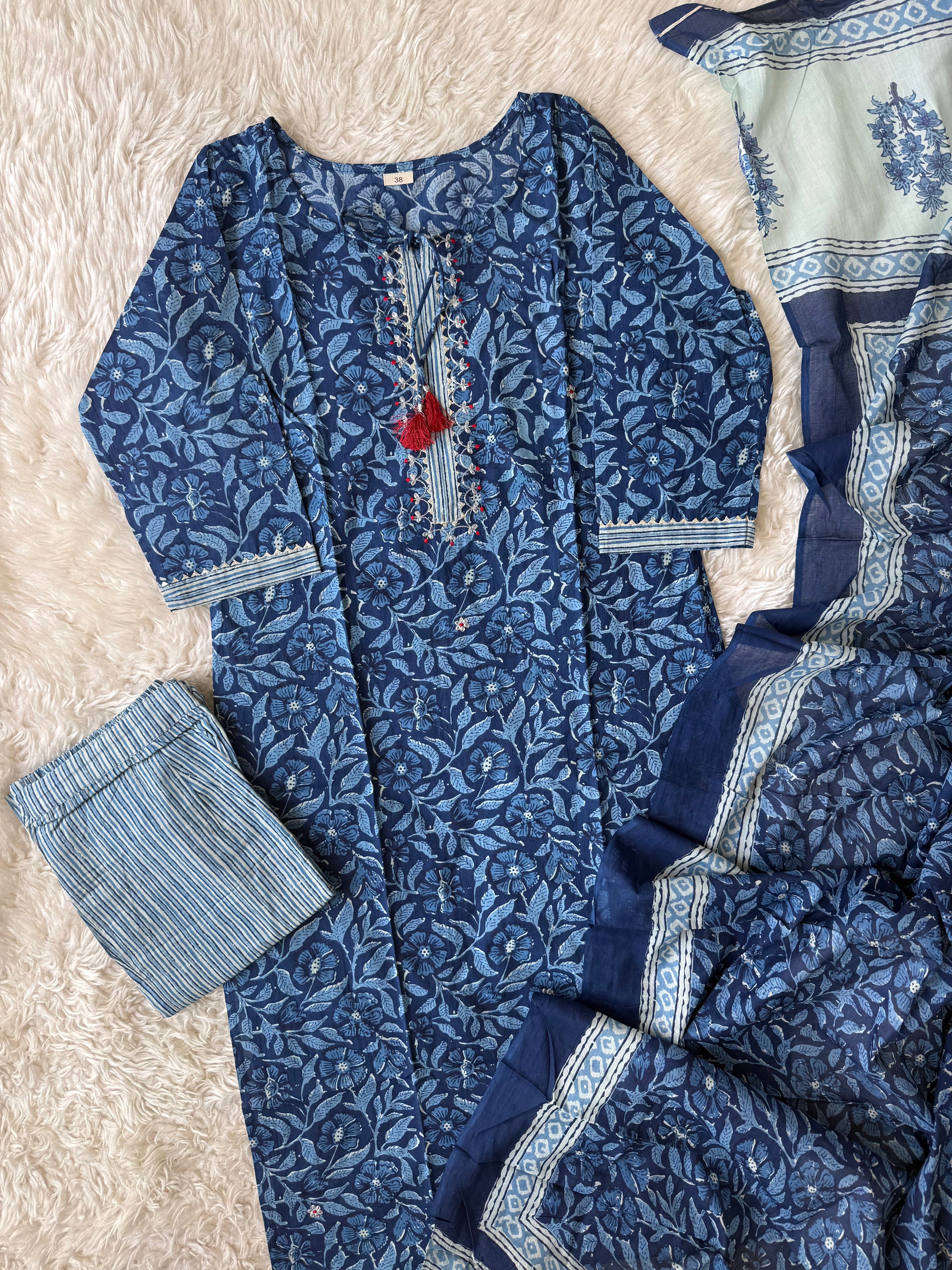 Breathable Cotton Kurti Pant Cotton Dupatta Set