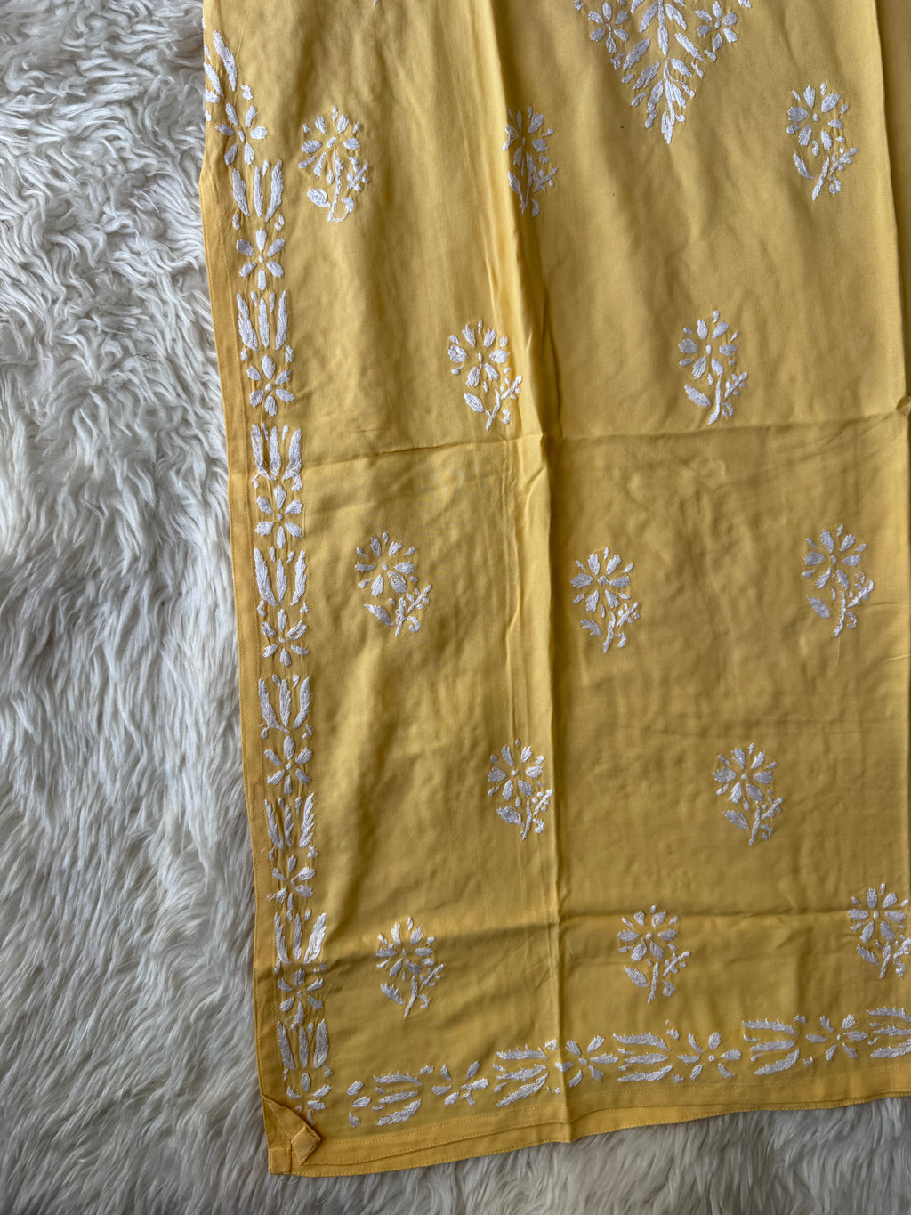 Heavy Rayon Strap Chikankari kurti