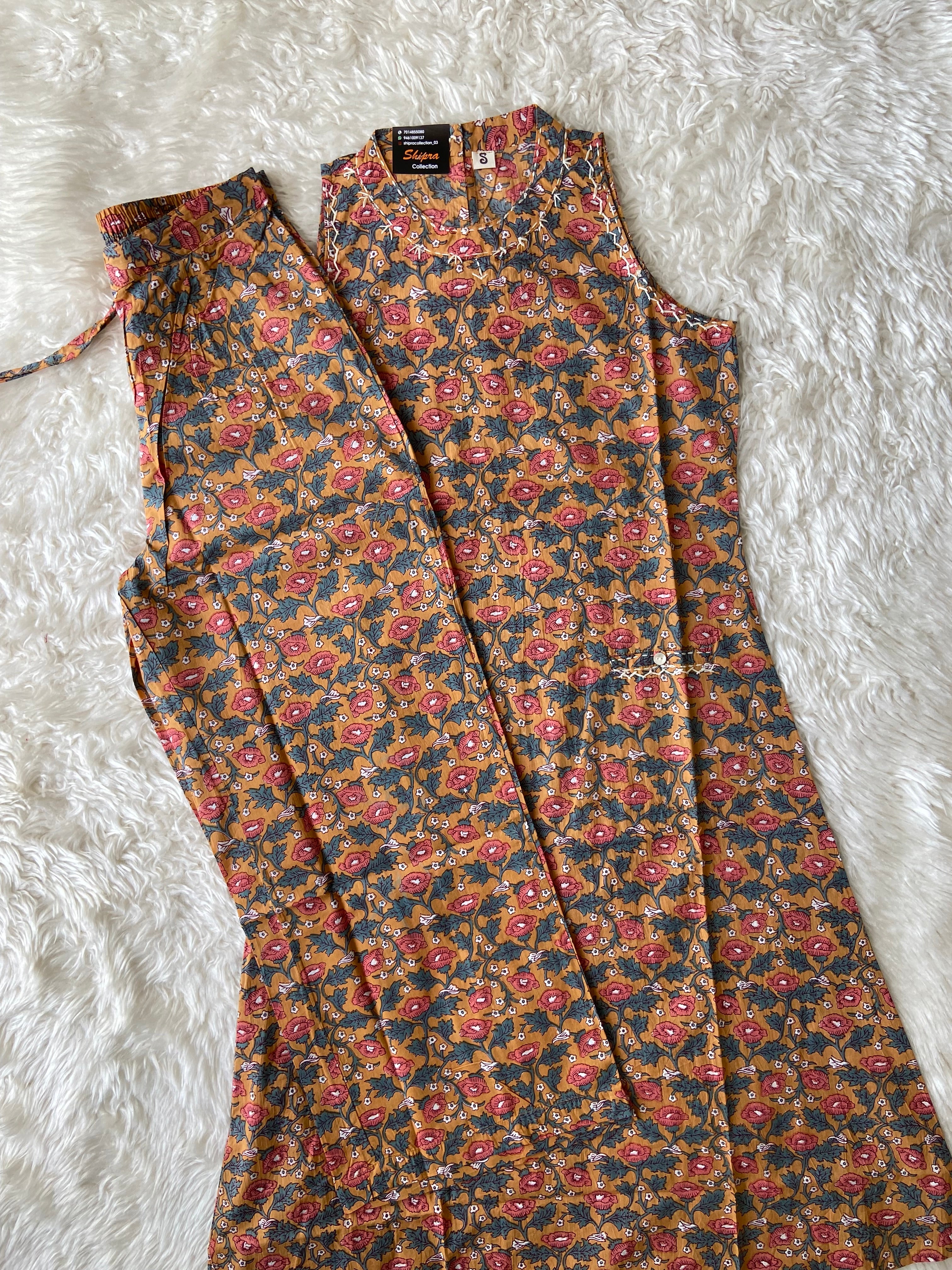 Pure Cotton Sleeveless Kurti Pant Set