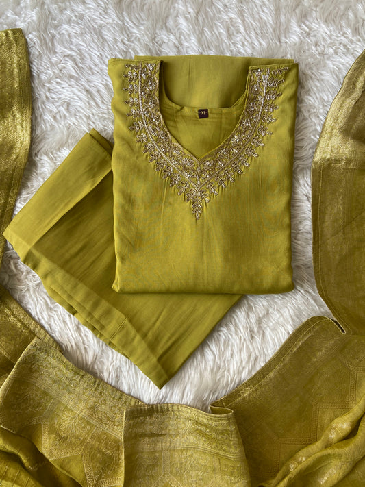 Stock Clearance 🚨
 Pure Muslin Silk Kurti Pant Dupatta Set