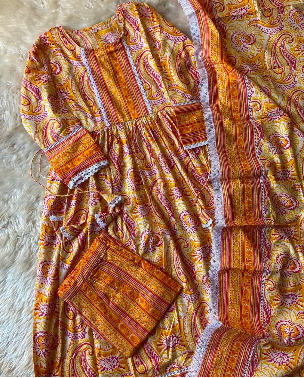 Nyra Kurti Pant Dupatta Set Premium Cotton