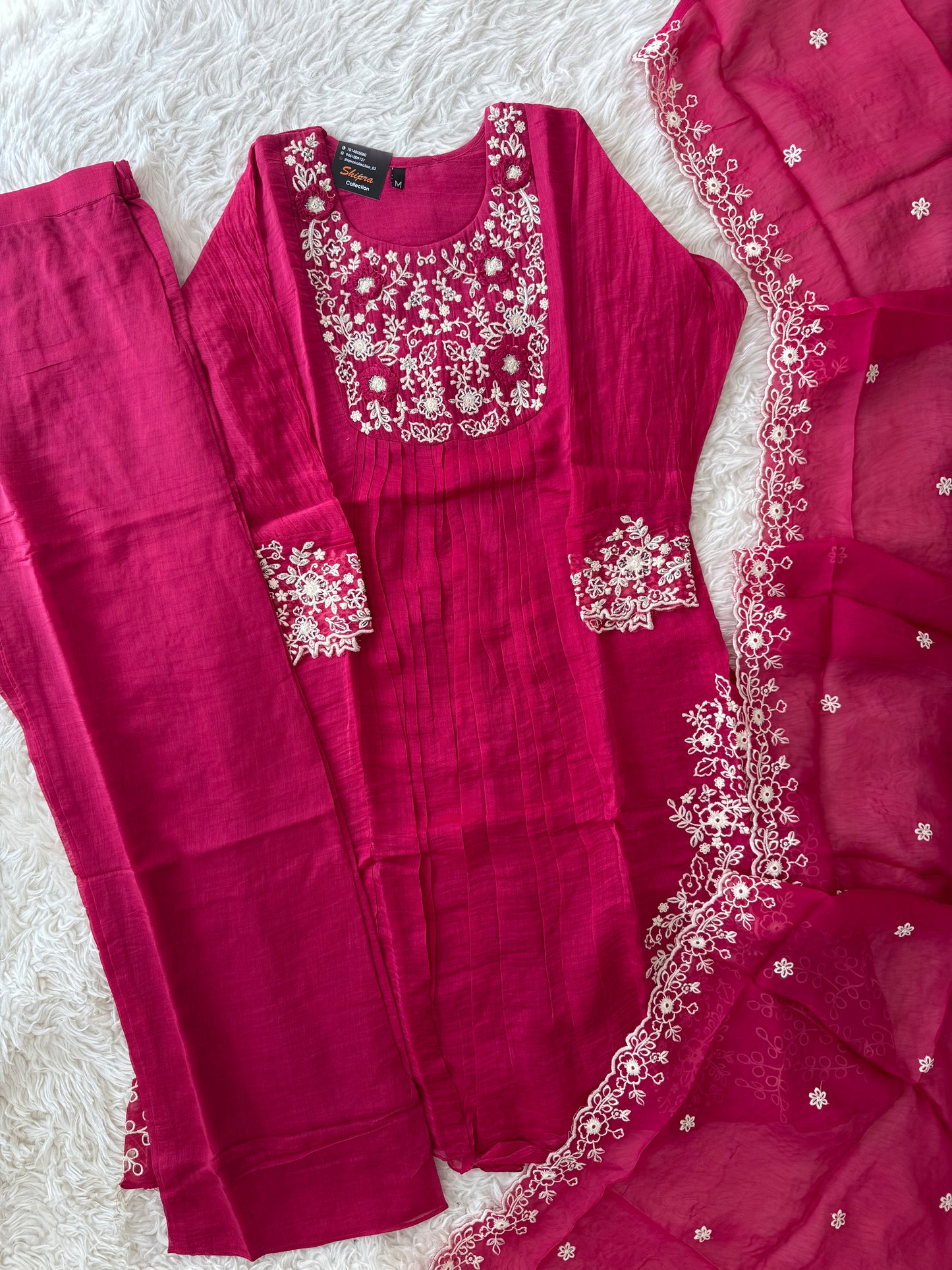 Mul Chanderi Kurti Pant Dupatta Set