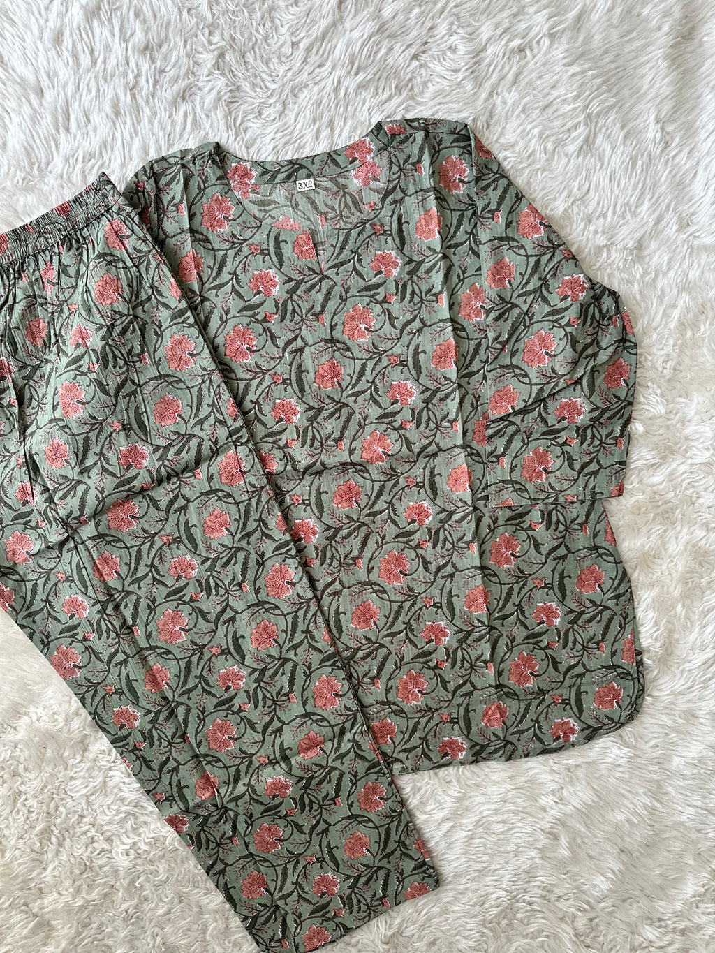 “Plus Size” Lounge Wear