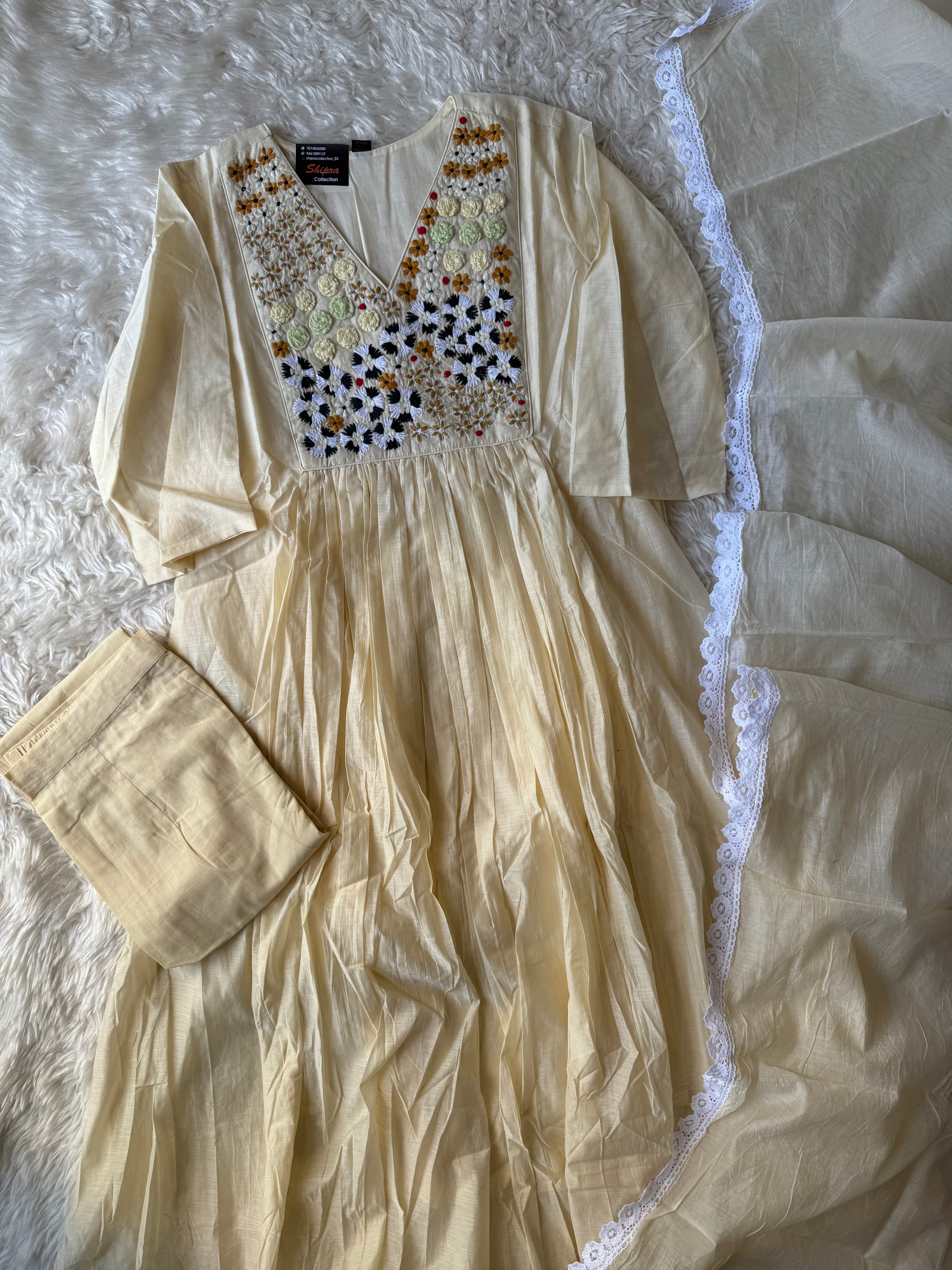 Pure Mul Chanderi Kurti Pant Dupatta Set