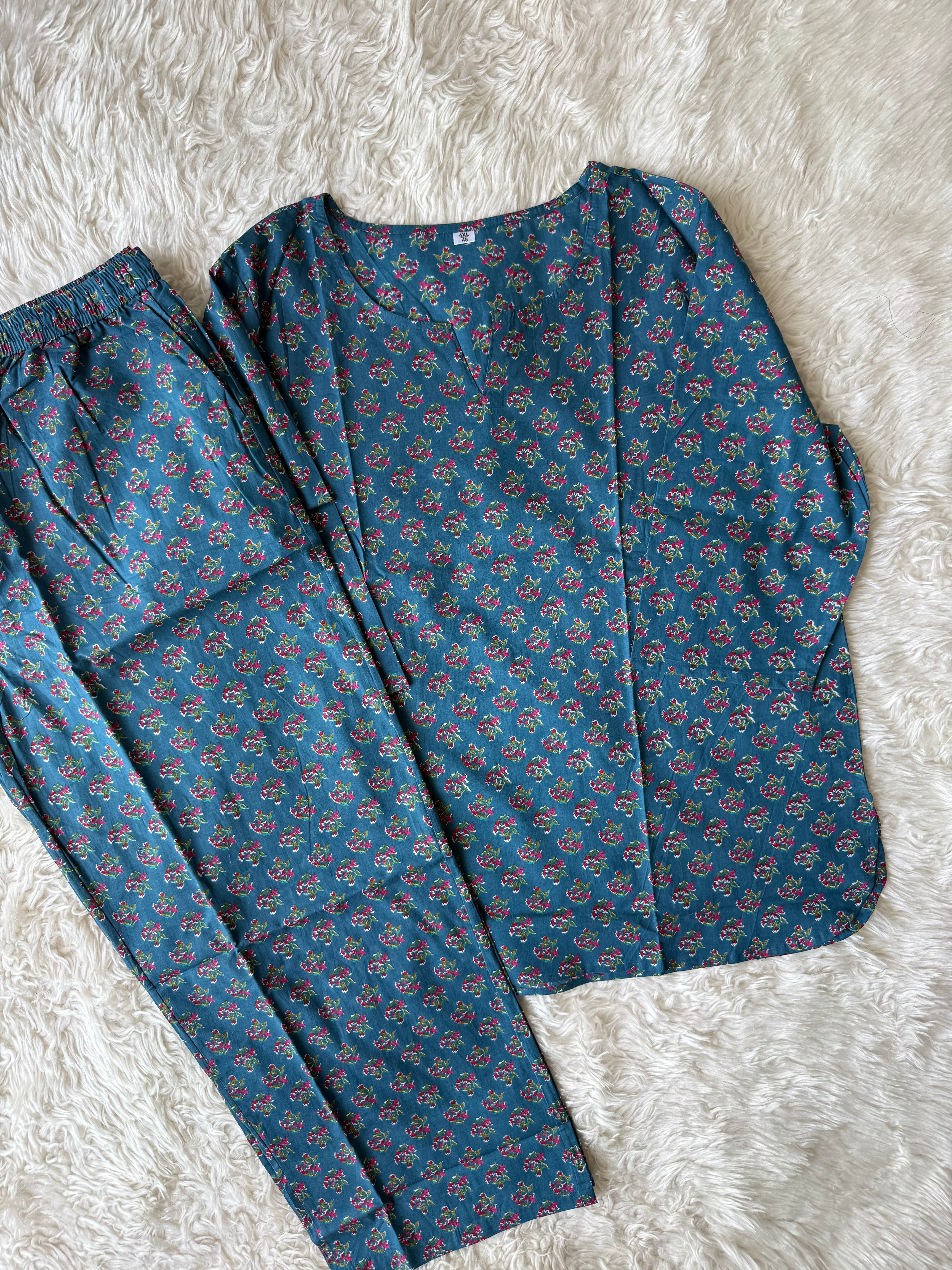 “Plus Size” Lounge Wear