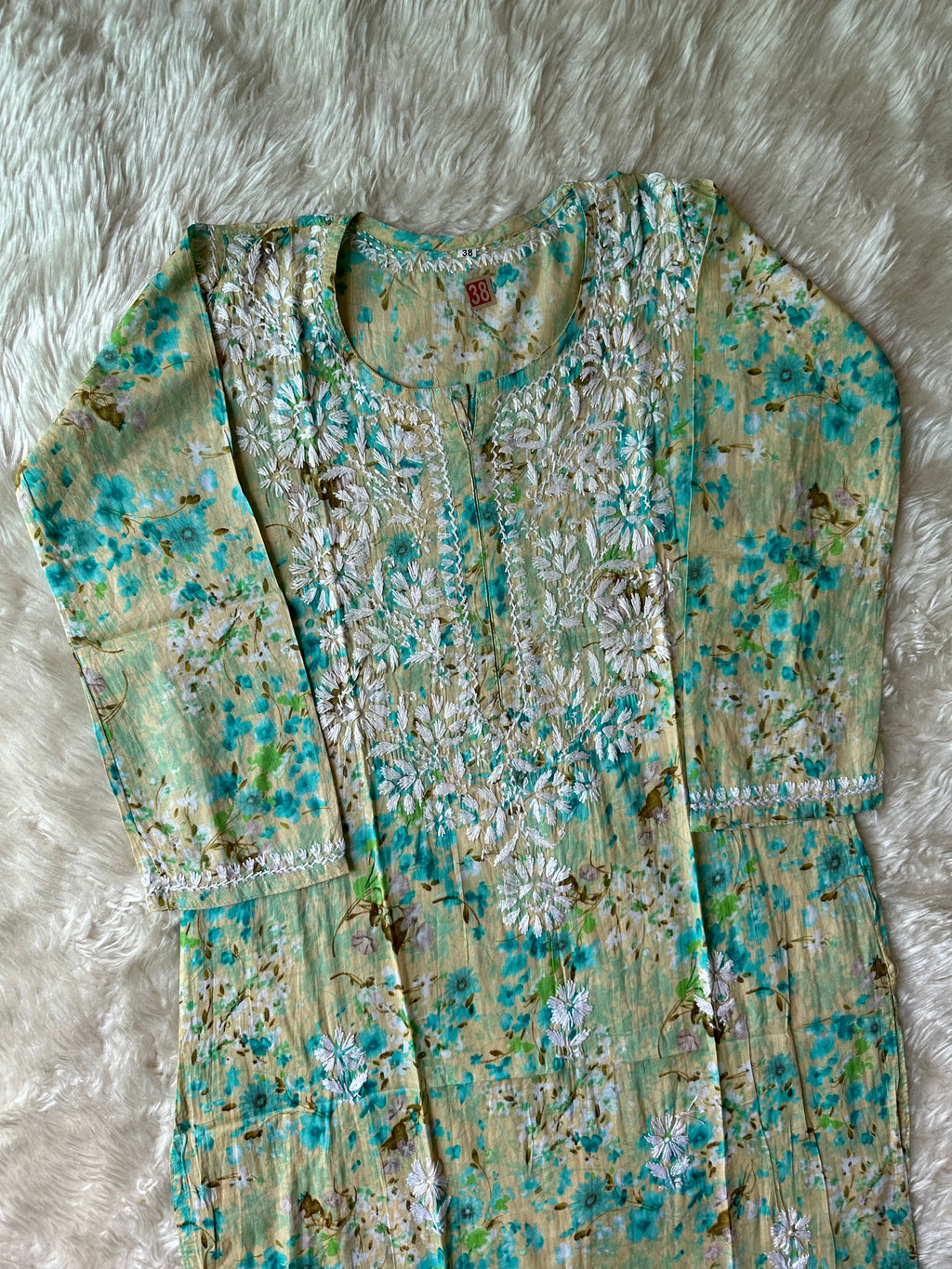 Mul Cotton Chikankari kurti