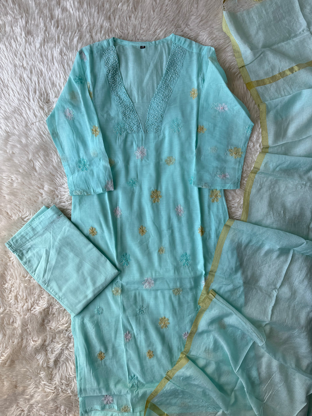 Mul Chanderi Kurti Pant Dupatta Set