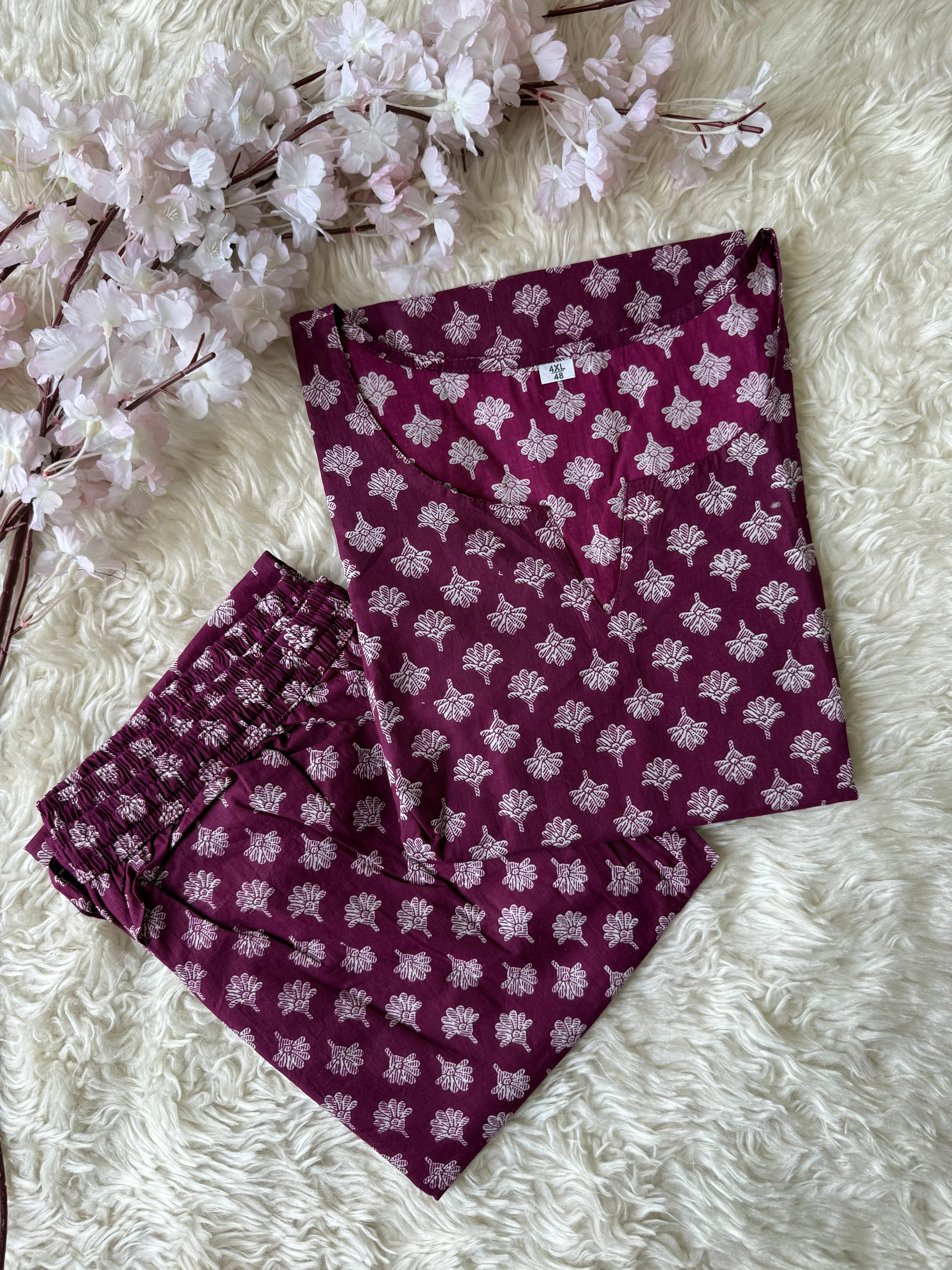 “Plus Size” Lounge Wear