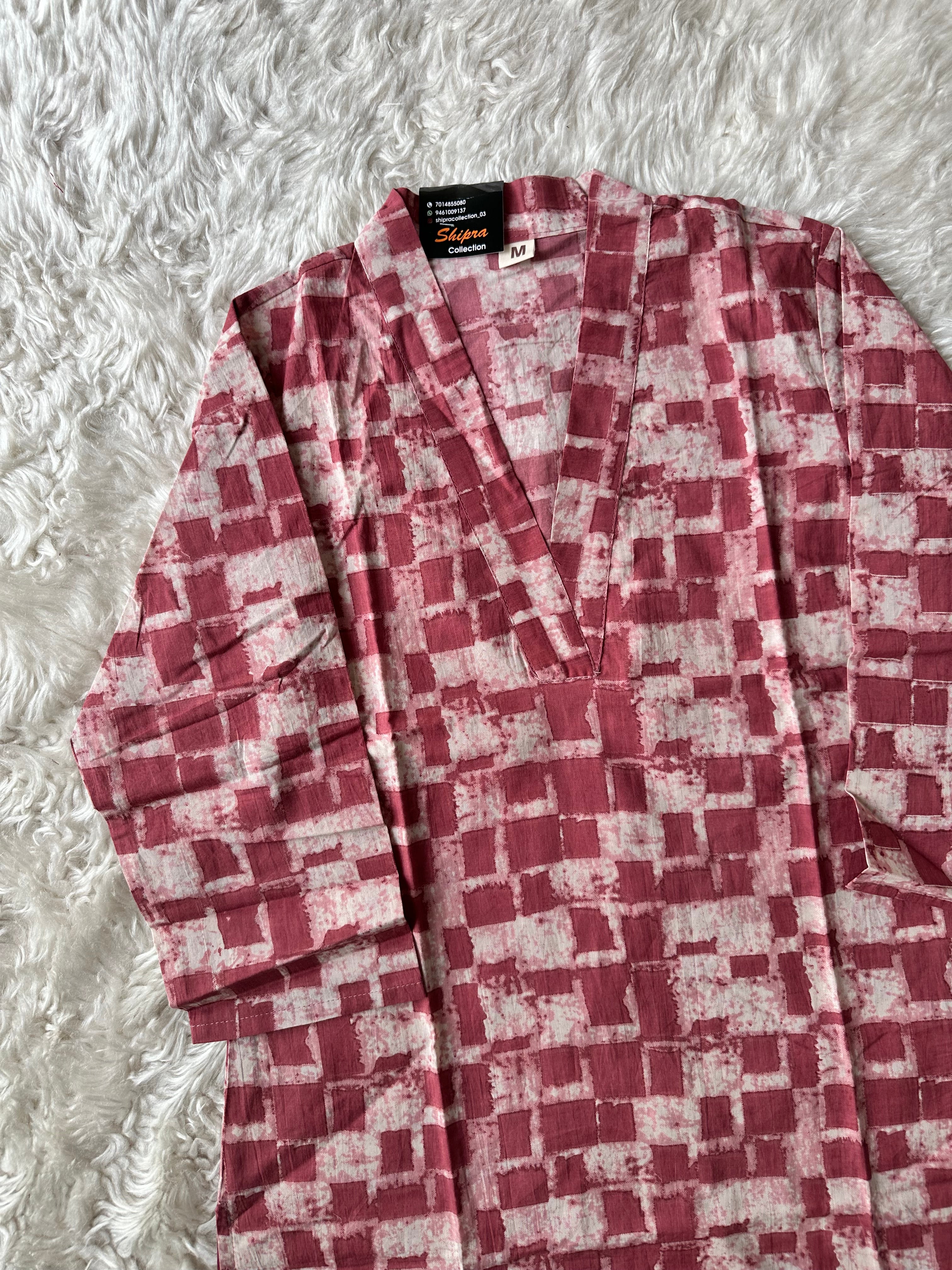 Shipra’s Fav ❣️ V- Neck Short Kurti