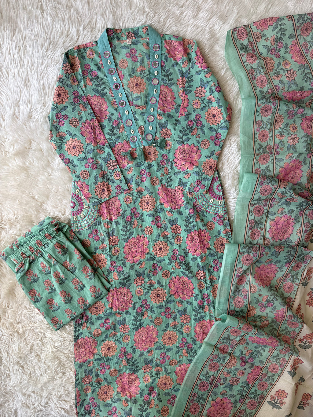 Premium Cotton Pocket Details Set