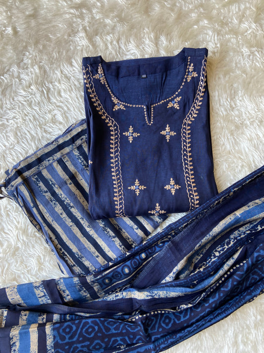 Steal Deal 🚨 Pure Muslin Silk Kurti Pant Dupatta Set