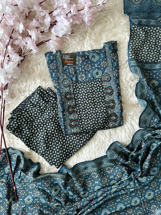 Crepe Silk Kurti Pant Dupatta Set