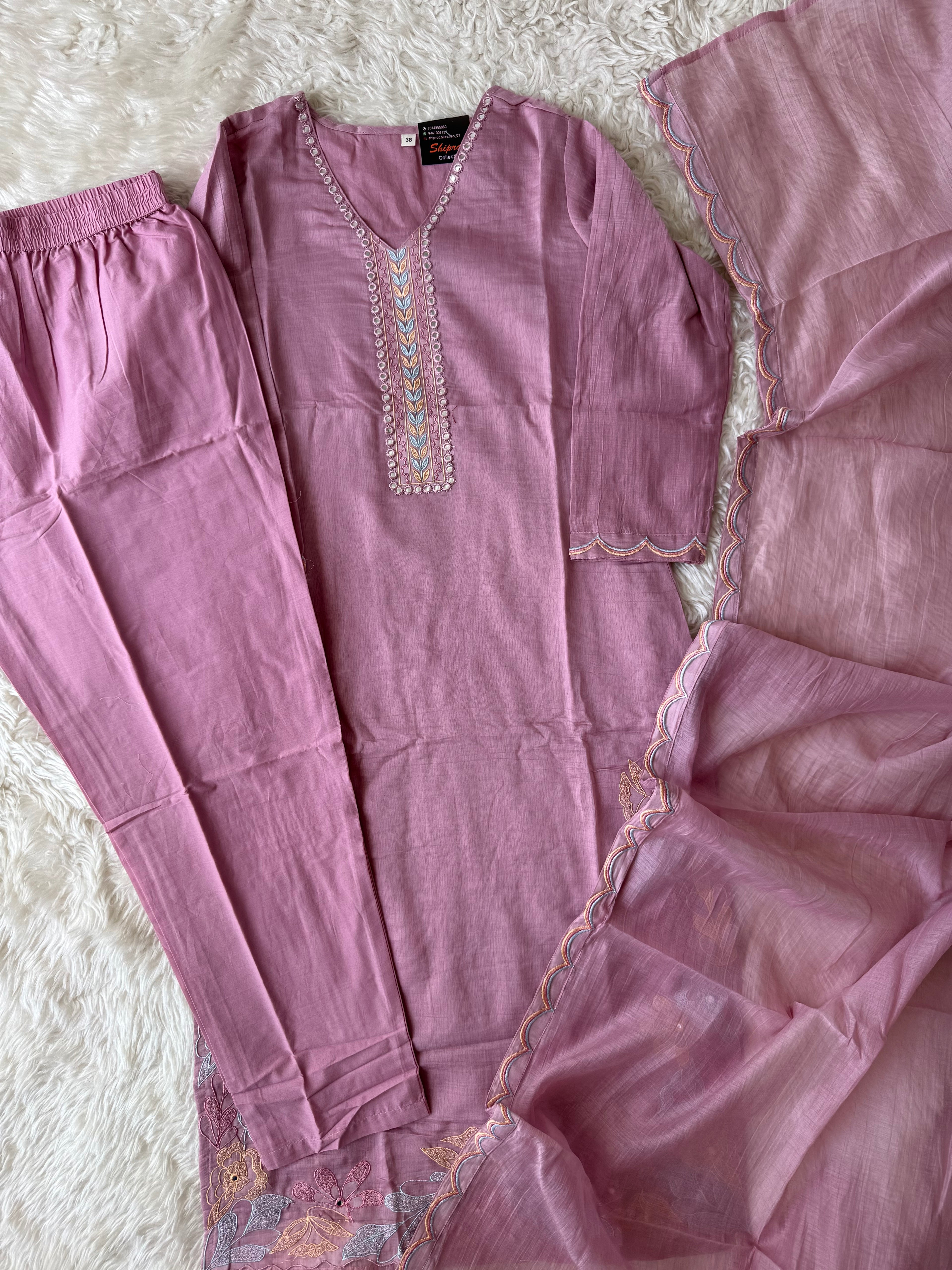 Mul Chanderi Kurti Pant Dupatta Set
