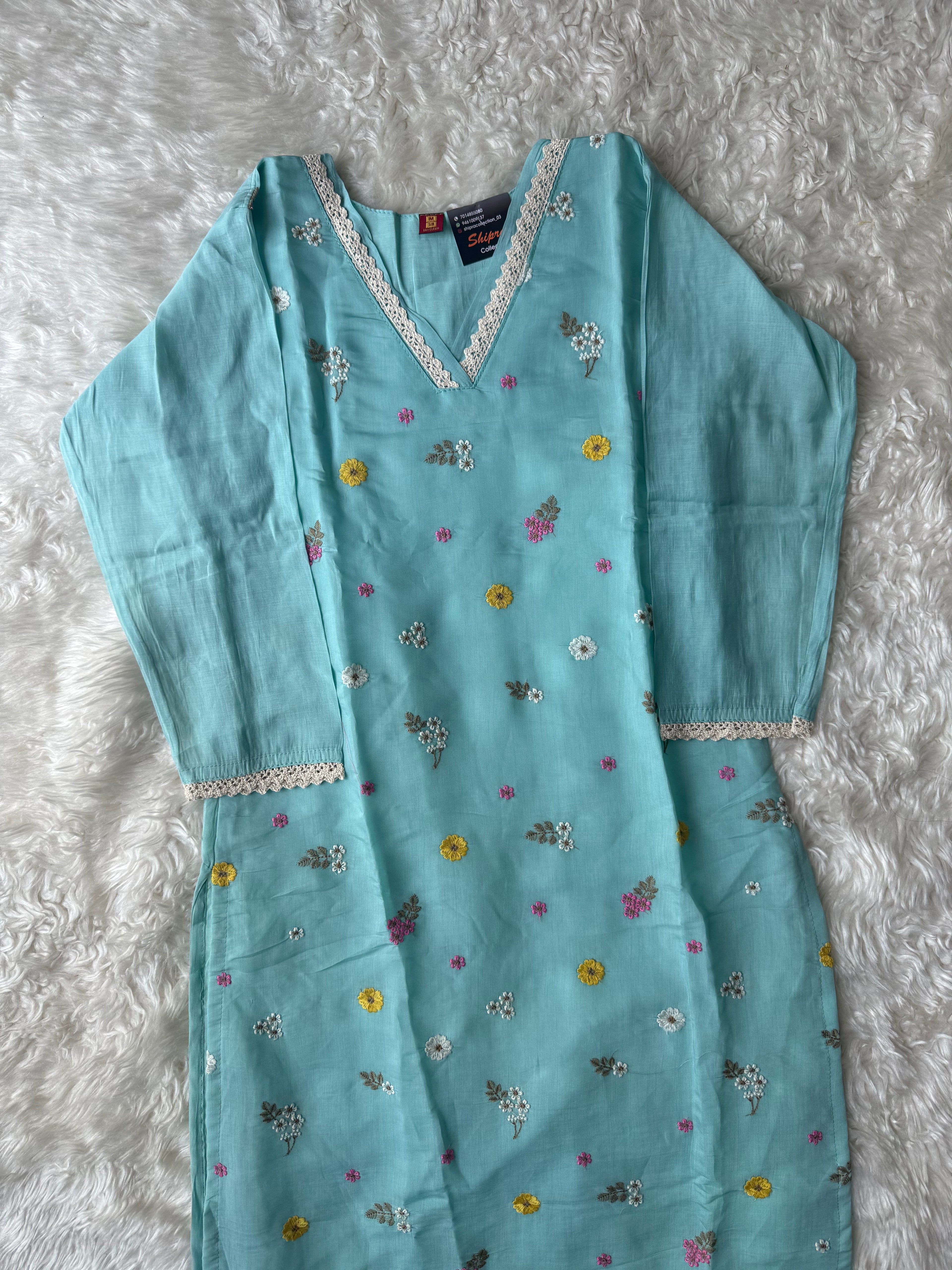 Mul Chanderi Kurti Pant Dupatta Set