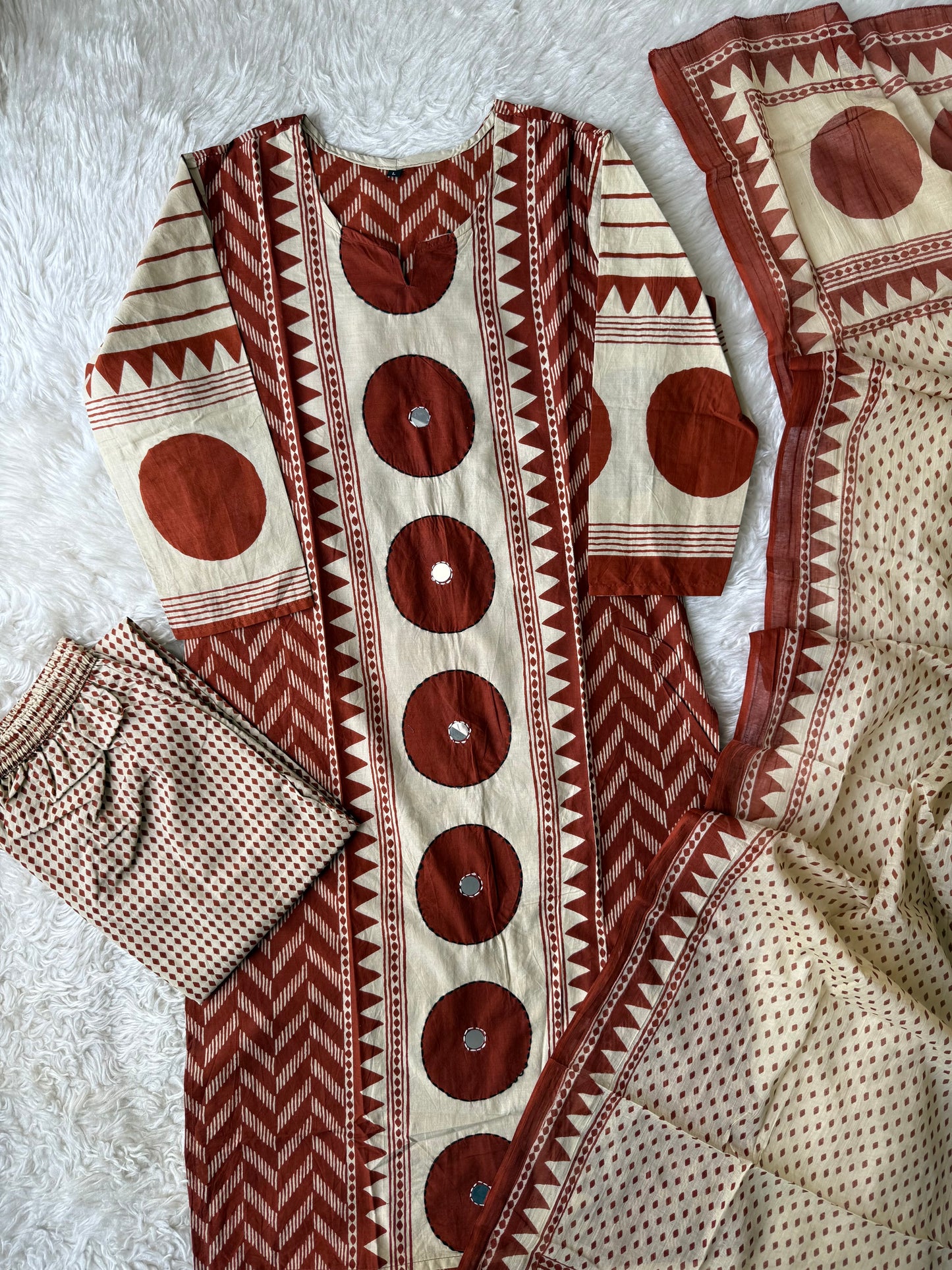 Budget Friendly Kurti Pant Dupatta Set