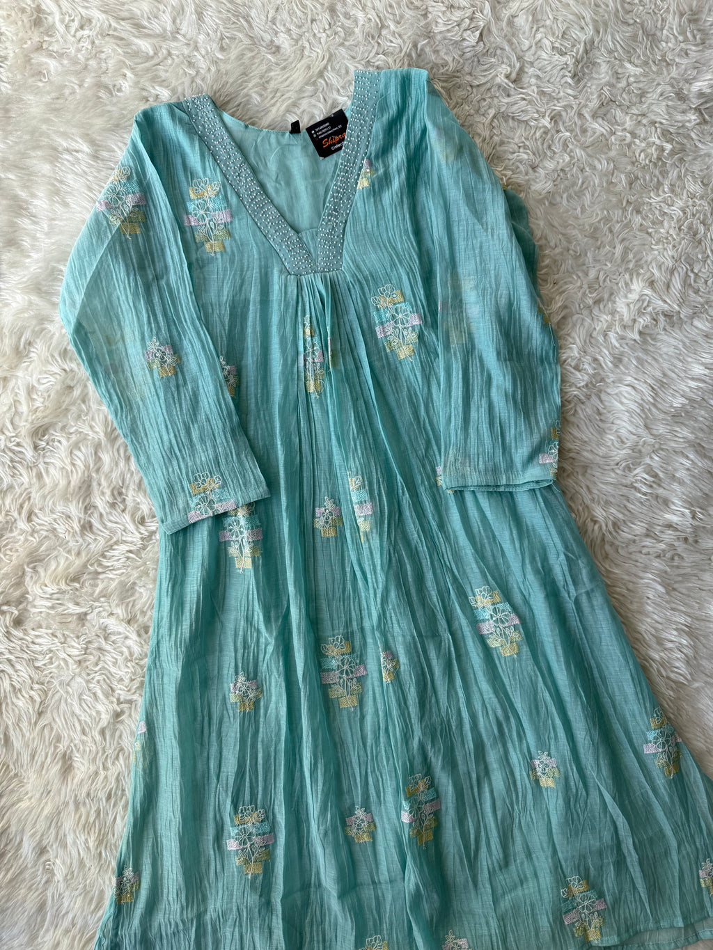 Pure Mul Chanderi Kurti Pant Dupatta Set