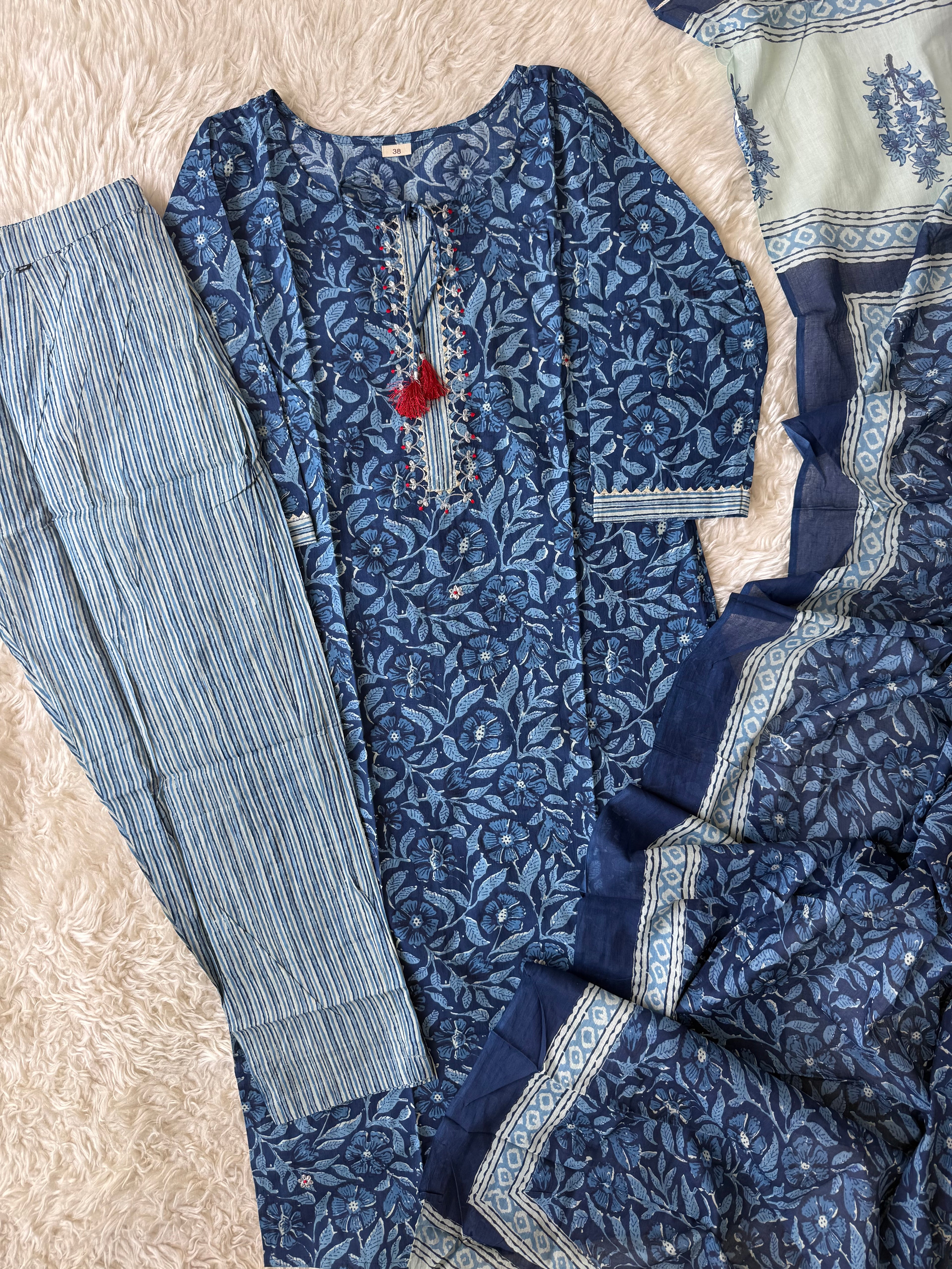 Breathable Cotton Kurti Pant Cotton Dupatta Set